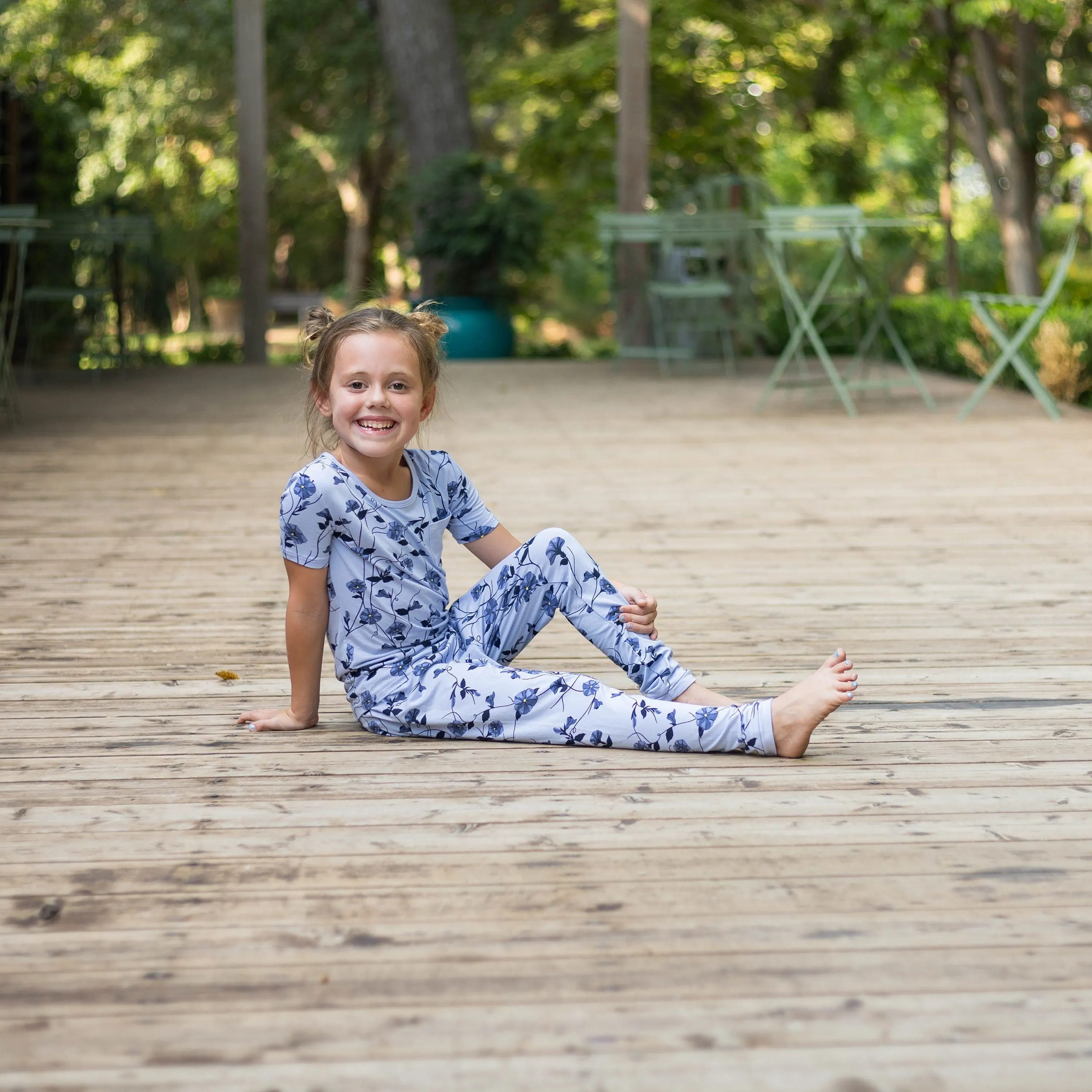 Short Sleeve with Pants Pajamas in Petunia
