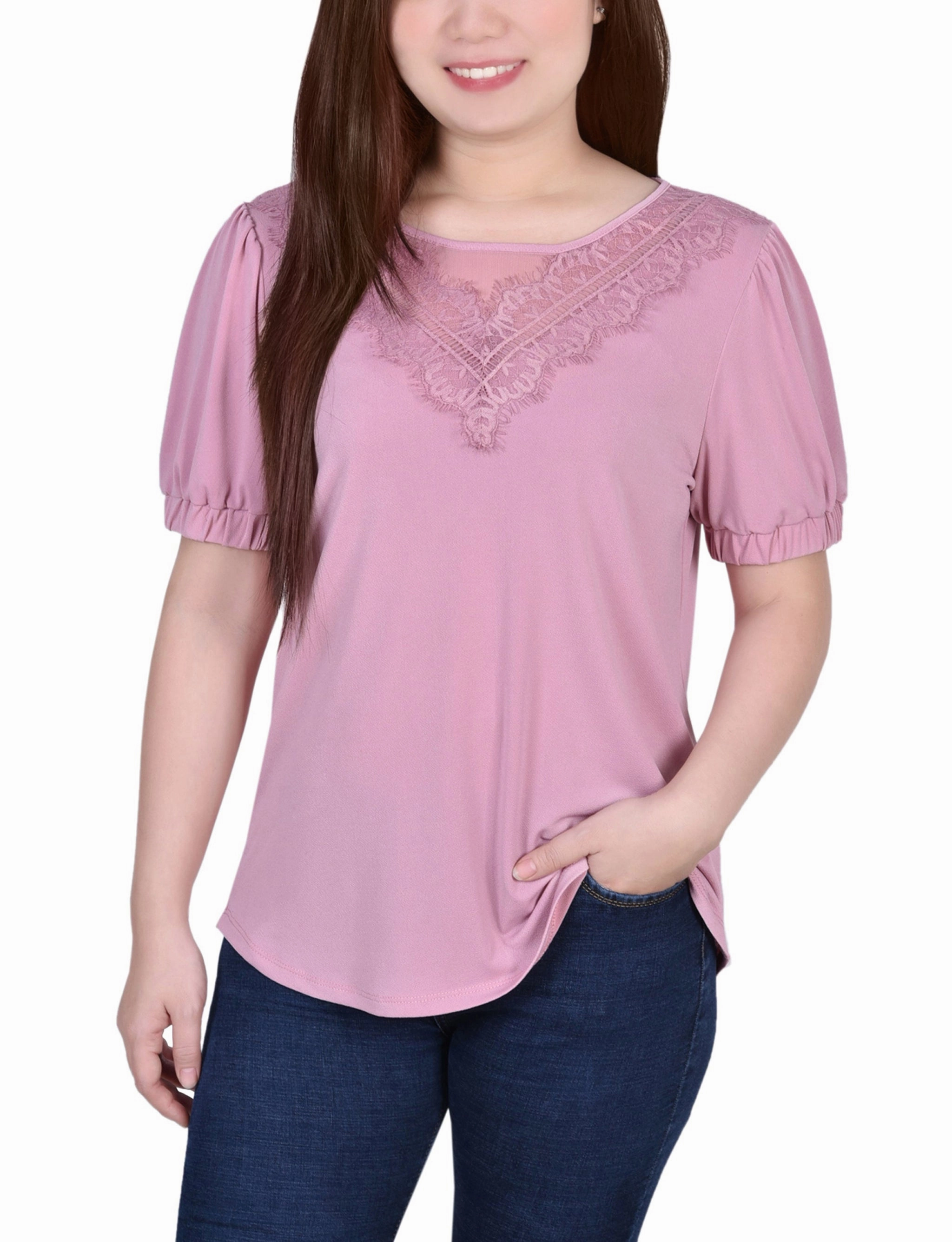 Short Puff Sleeve Top With Lace Non Irritating Label