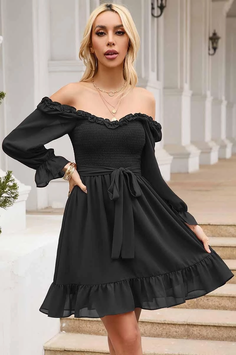 SHORT SQUARE NECK FRILL FLARE DRESS Balanced Tone Clean Texture