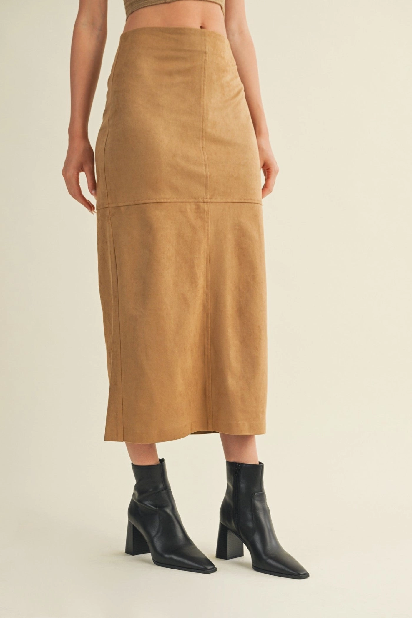 PERRIE SUEDE MIDI SKIRT Mood Outfit