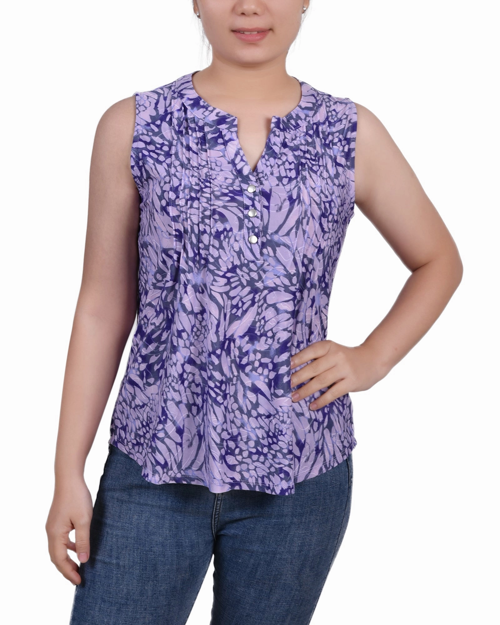 BlendMaterials NeutralPalette Sleeveless Jacquard Y Neck Top