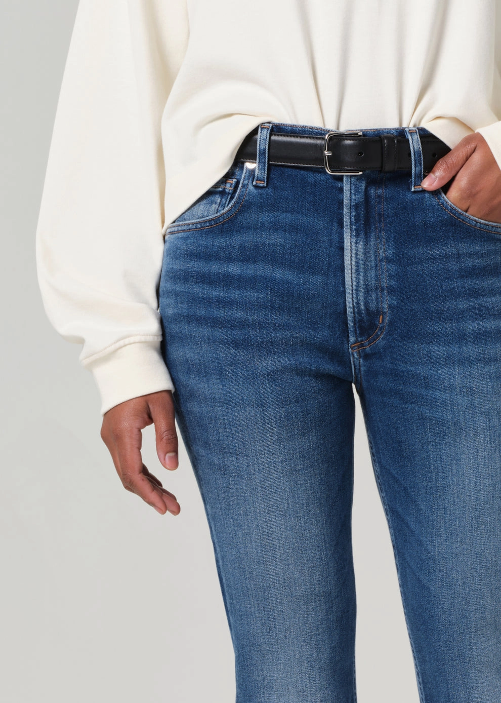Isola Mid Rise Cropped Boot in Ambry Streetwear Fan Beach Day