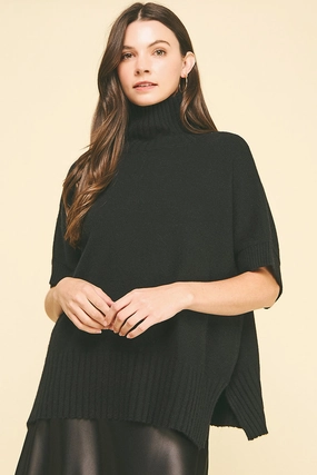 Turtle Neck Short Sleeve Sweater in Black Trendy Sweater