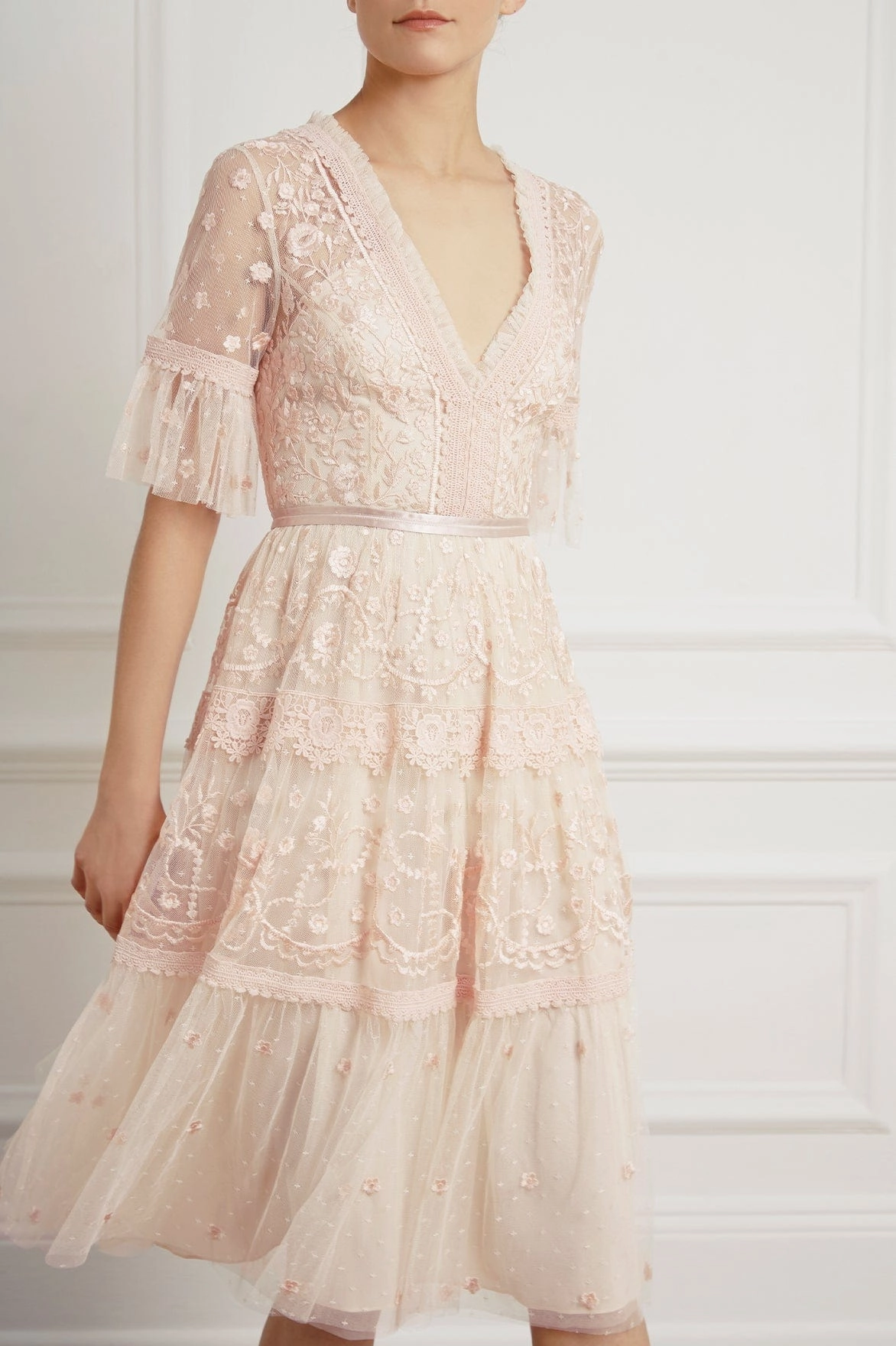Midsummer Lace Dress Lounge Texture Chilly Comfort