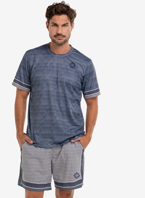The Pickler Vented Short Sleeve Asymmetrical hem Comfortable fit