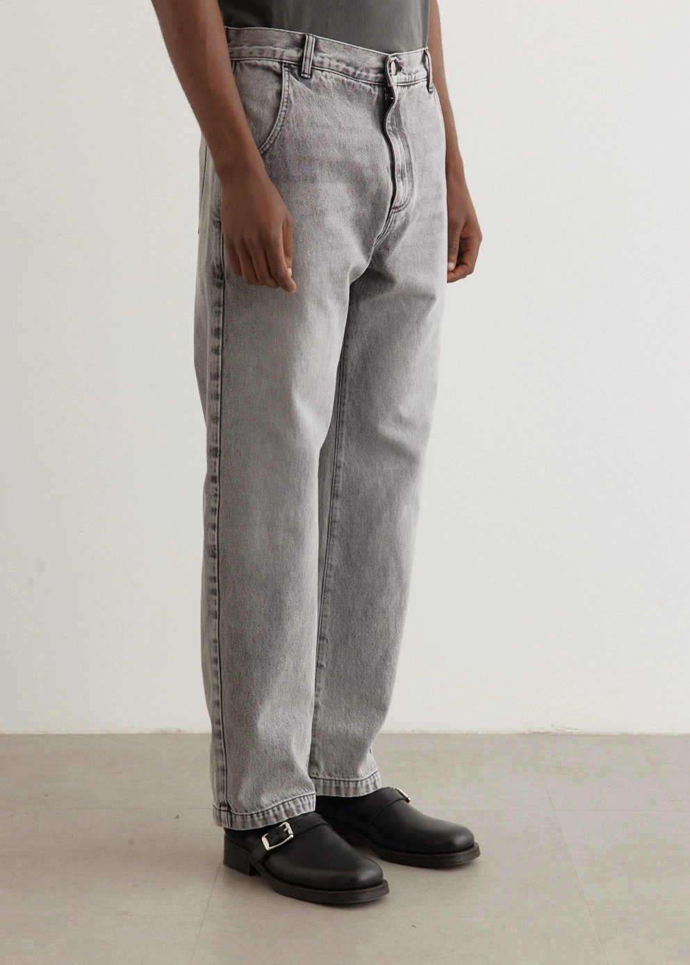 Smooth Texture Regular Jeans Timeless Option