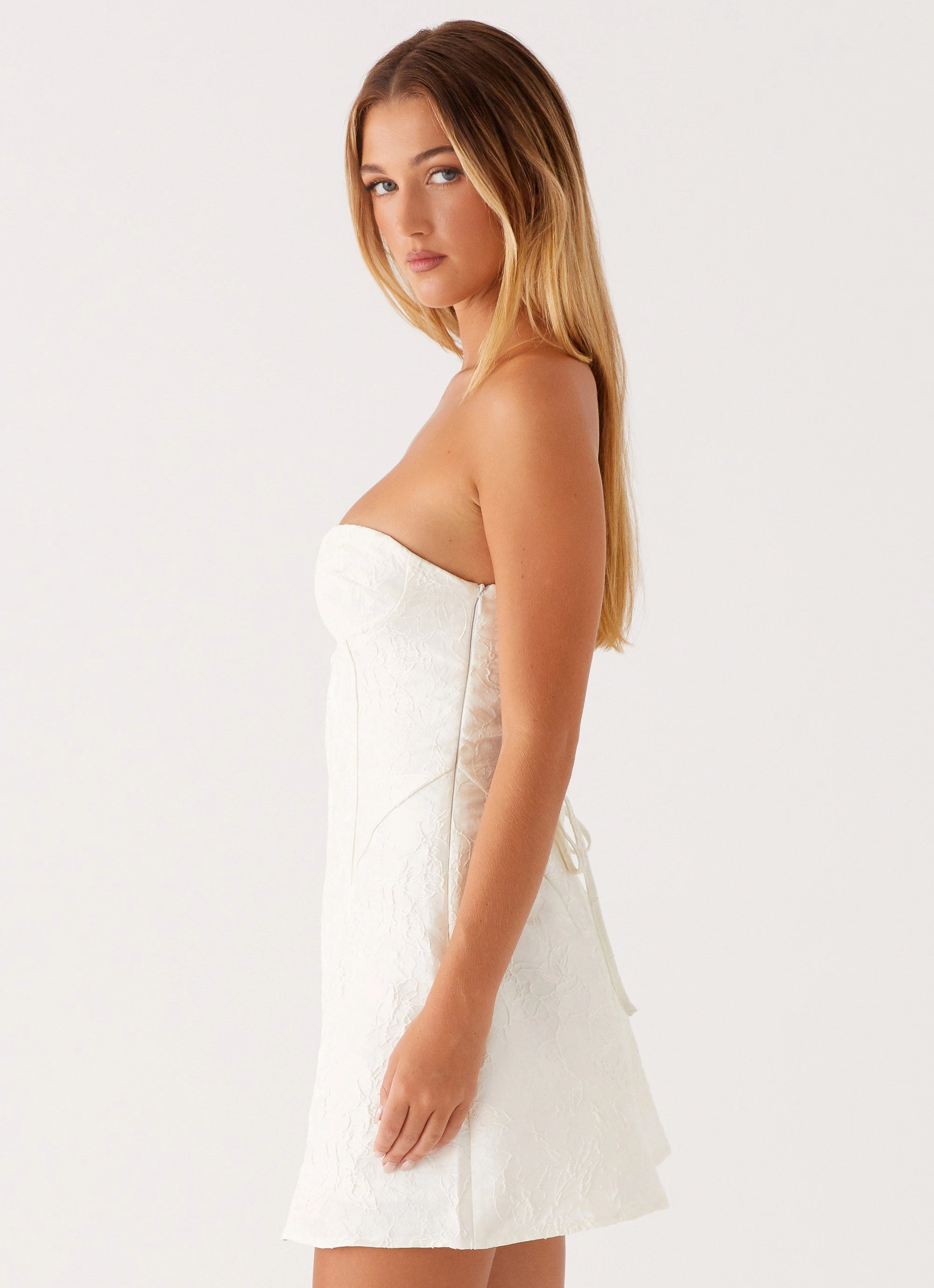 ReinforcedHem So Stylish Mini Dress - White