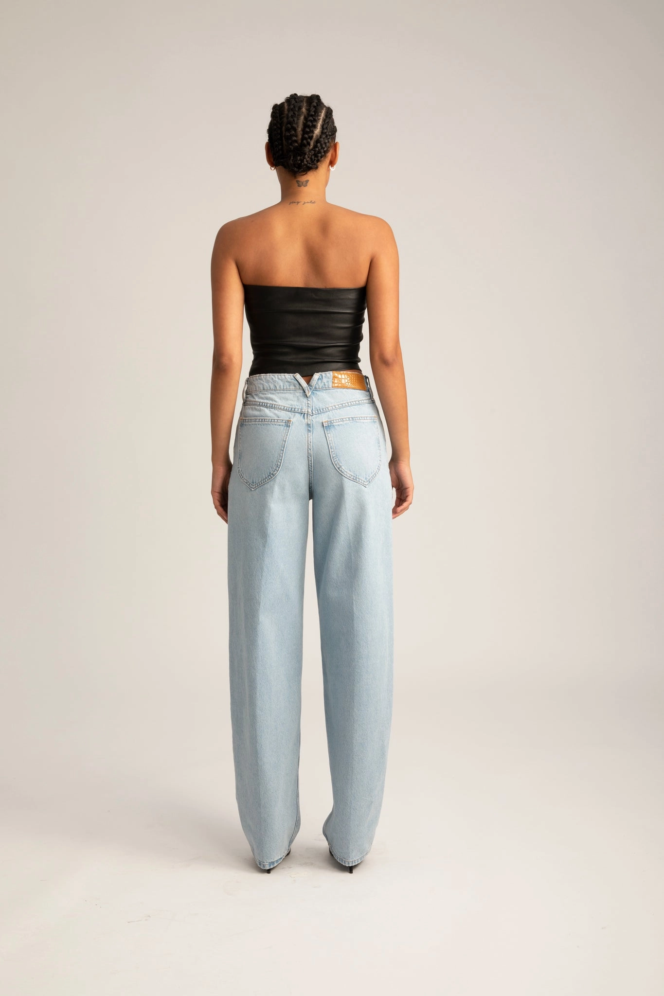 Built In Odor Control Light Fabric Bianca Wide Leg Tapered Denim