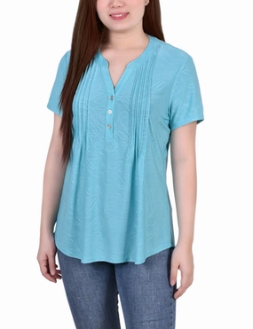 Airflow Mesh Lining Petite Short Sleeve Pintuck Top