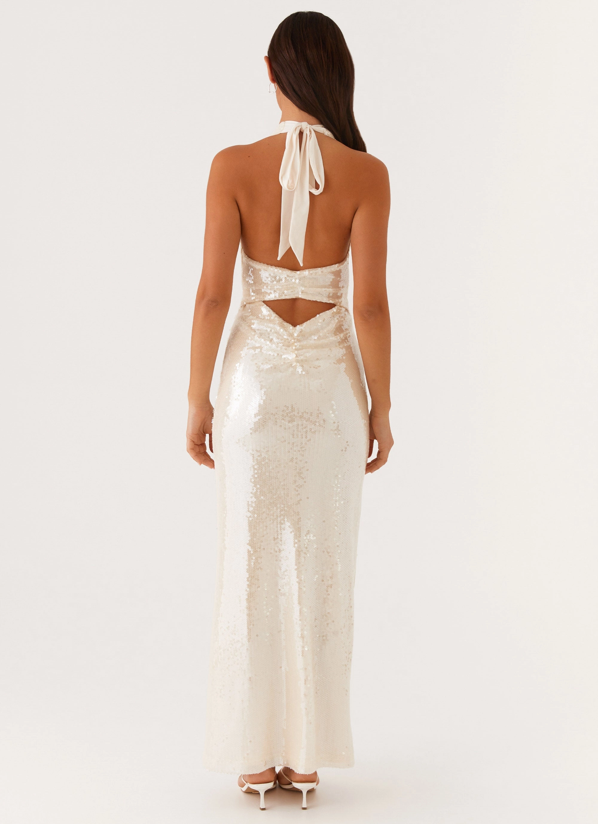 Classic Move Seasonal Essential Whisked Away Halterneck Maxi Dress - White