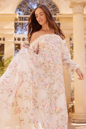 Lunaria Wreath Off-Shoulder Long Sleeve Gown Relax Line Tonal-Panel