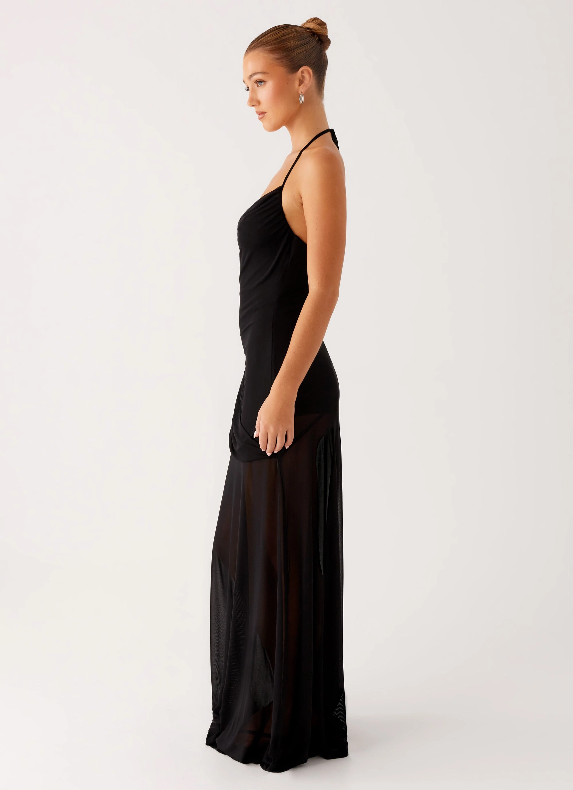 Mckinley Maxi Dress - Black Tailored Fit Casual-Look