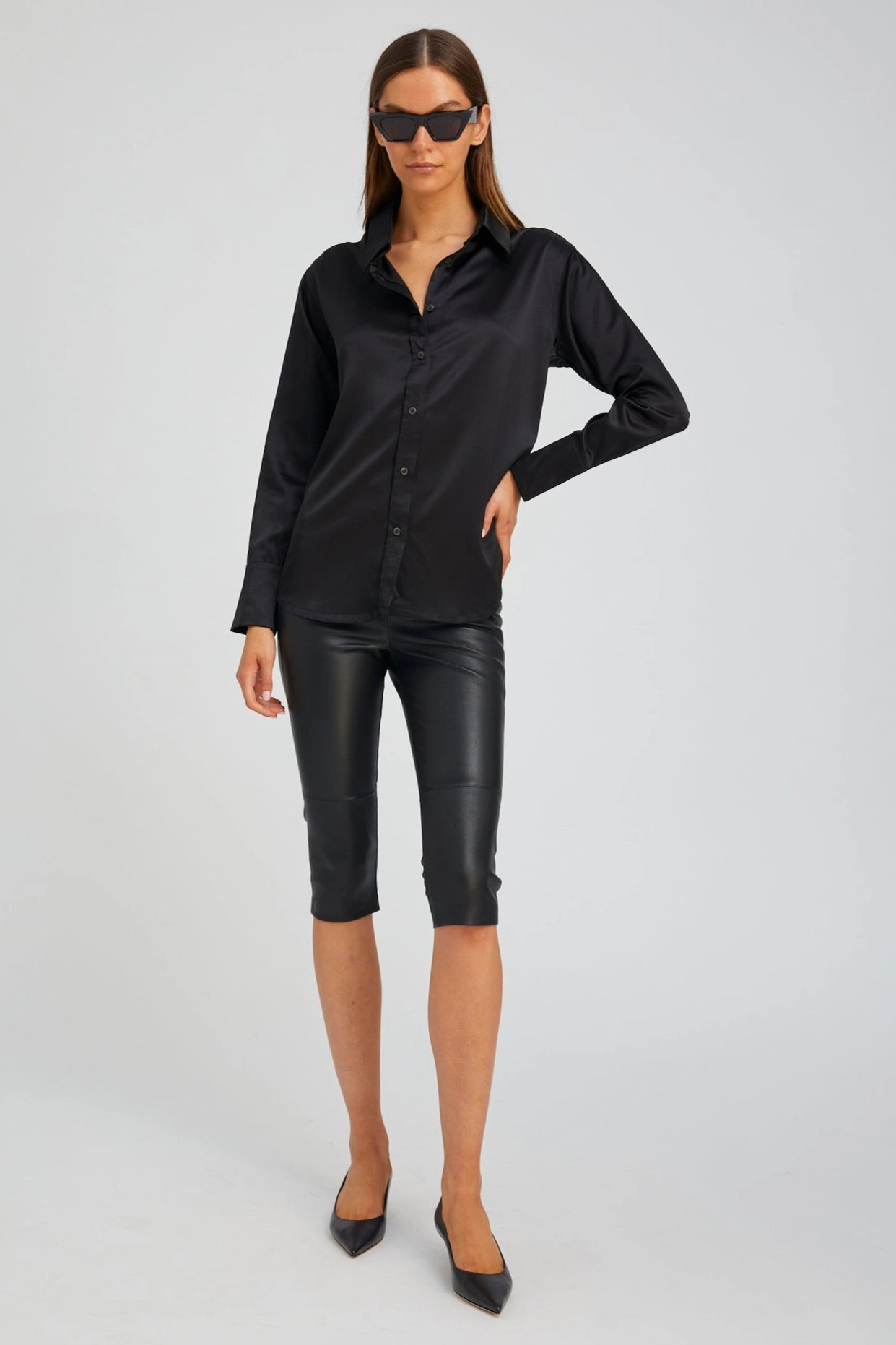 Fashionable Look Black Leather Capri