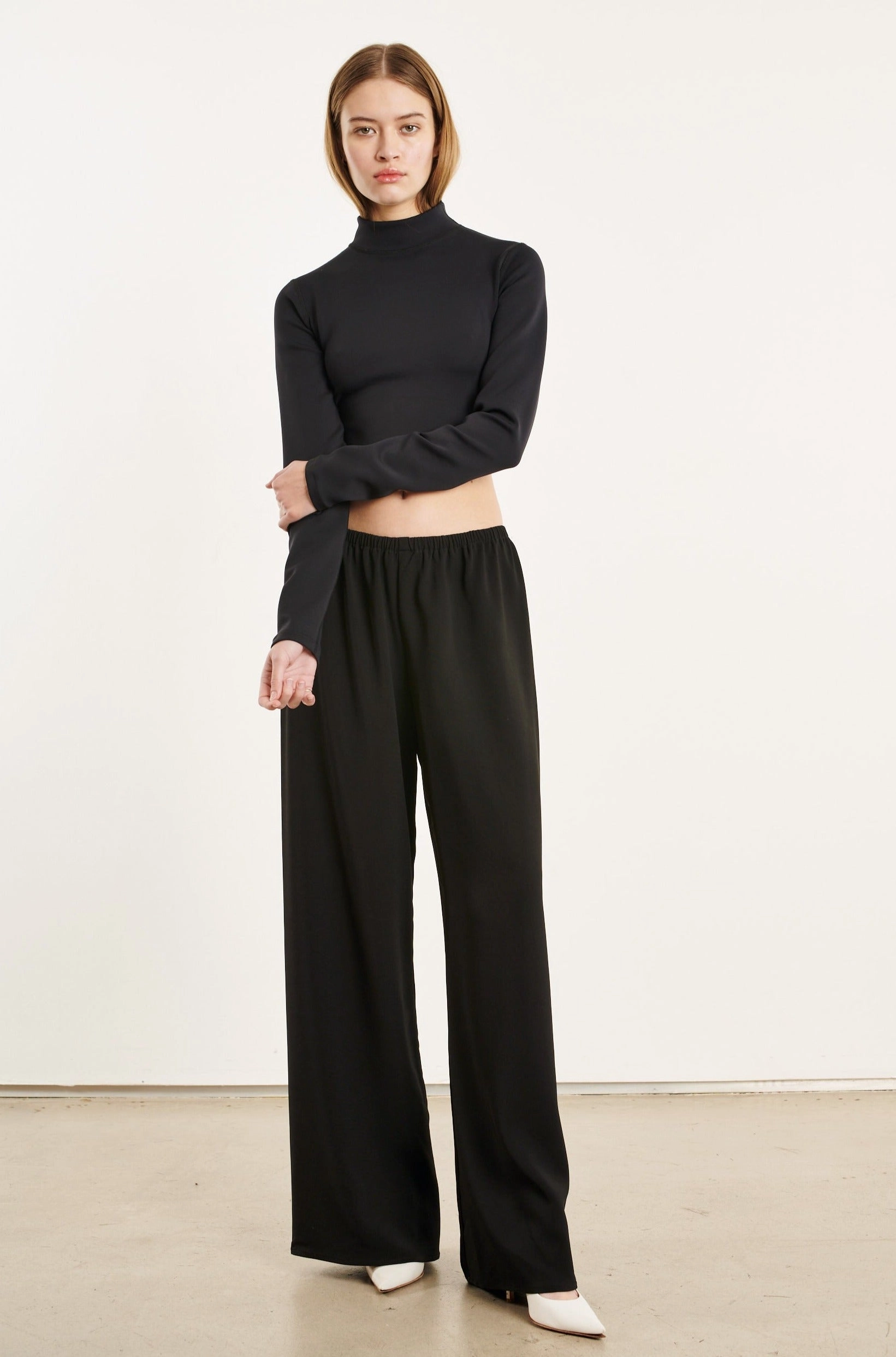 Comfy Essentials Wear Black Crepe Easy Pants