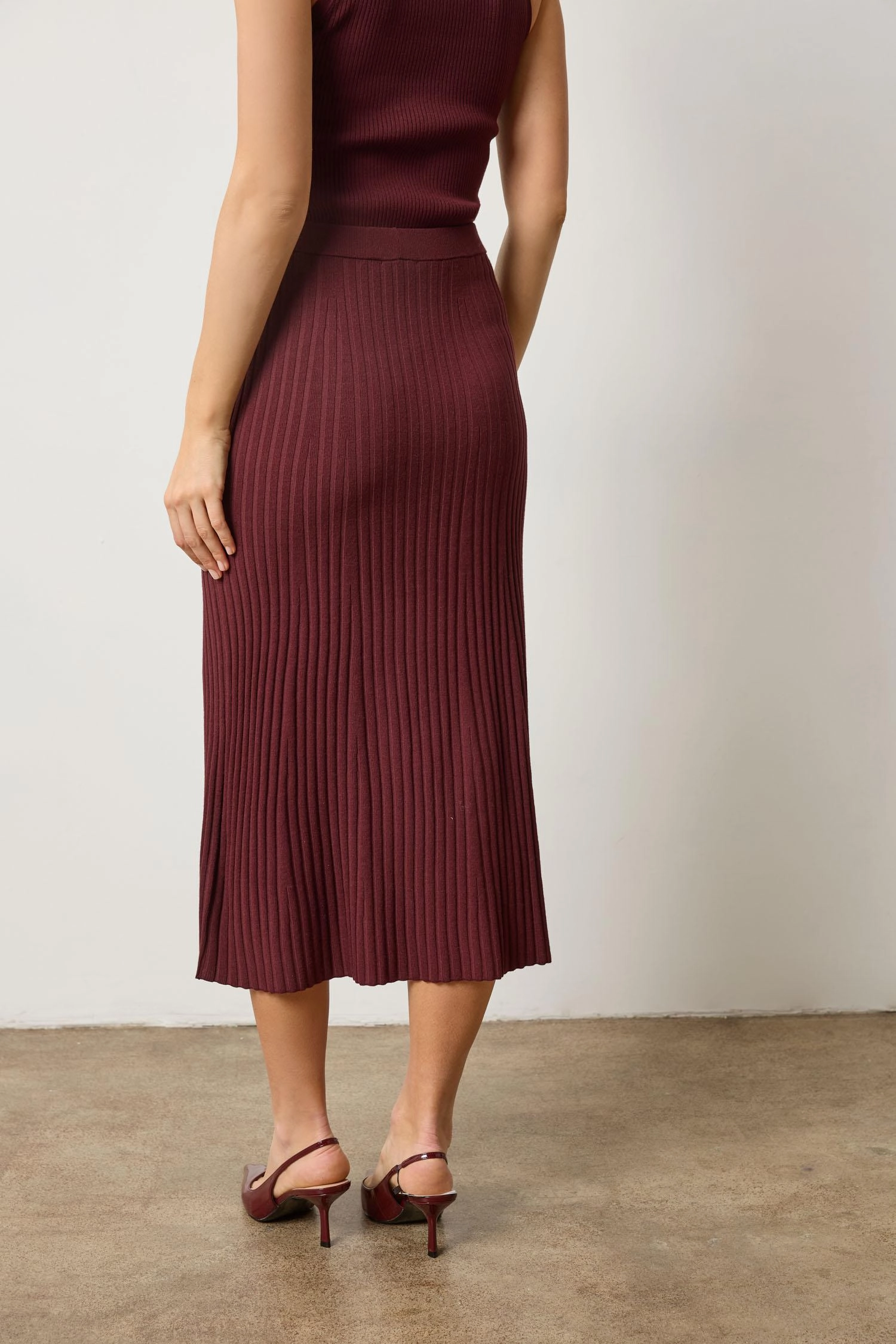 Oversized style Straight Rib Skirt in Dark Cherry