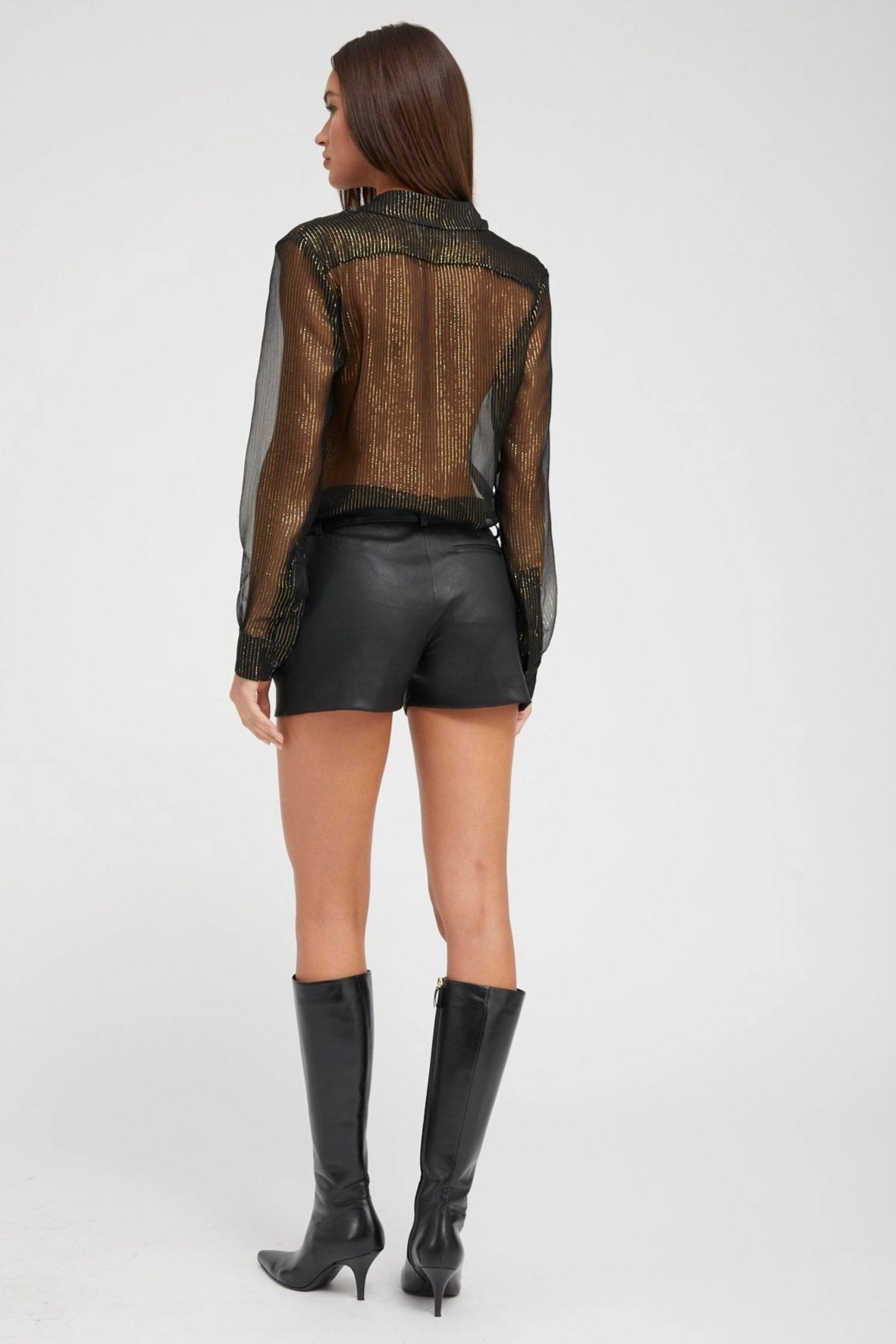 ConvertibleCollarSystem Black and Gold Silk Fitted Button Down