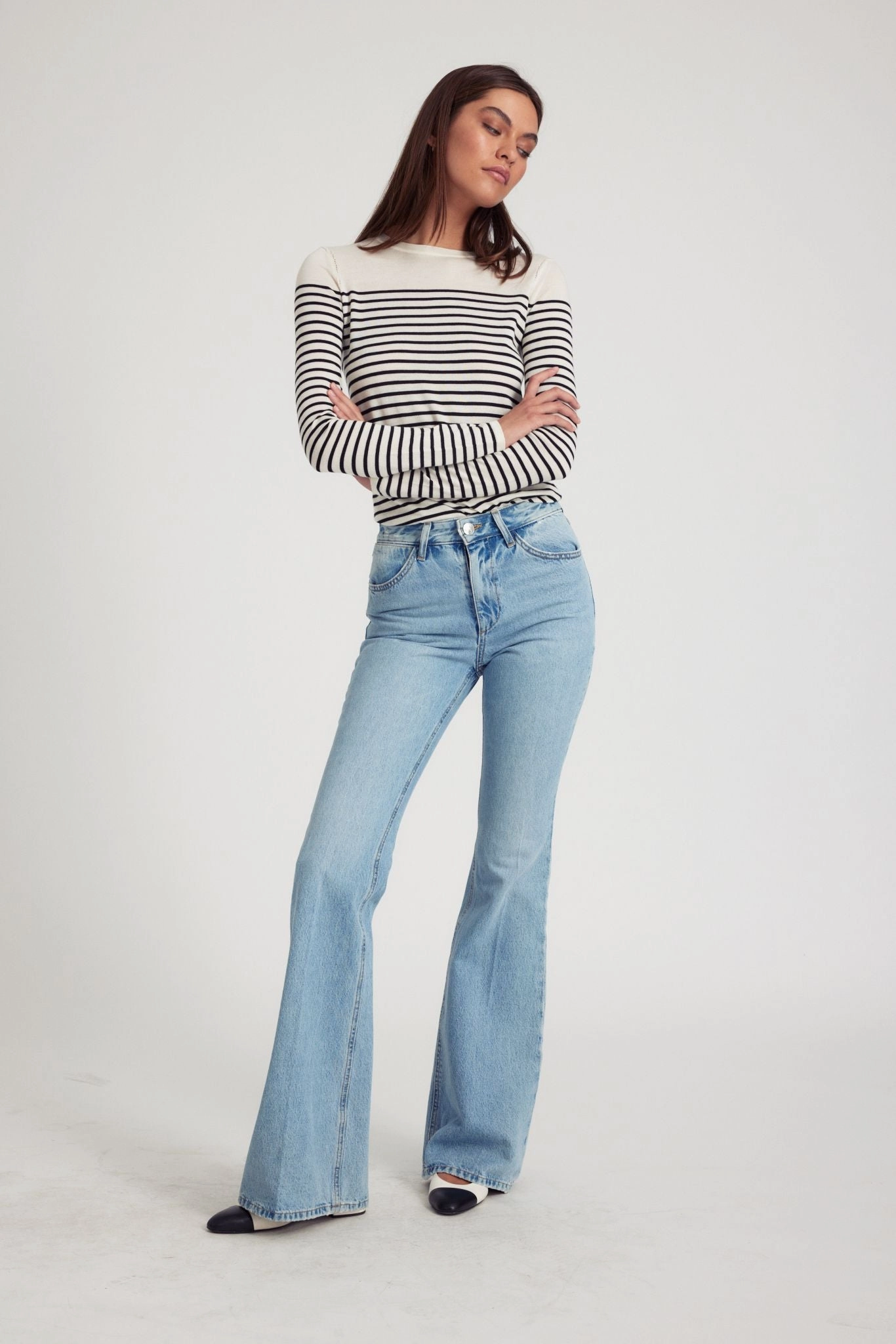 NonSlip Grip Tape Striped Ivory Cashmere Fitted Crew Neck Sweater