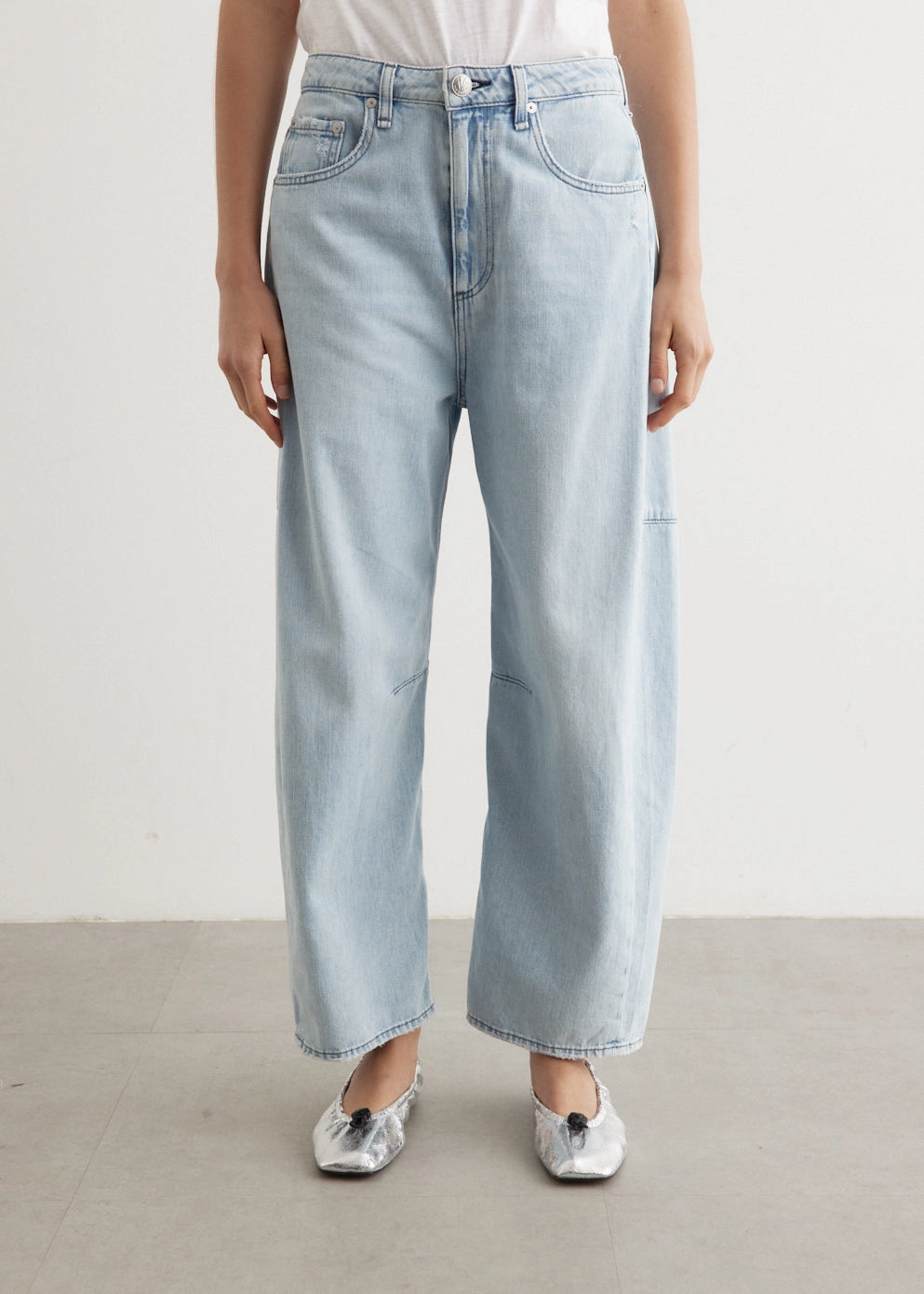 Core Style Stylish Design Charlie High-Rise Barrel Jeans