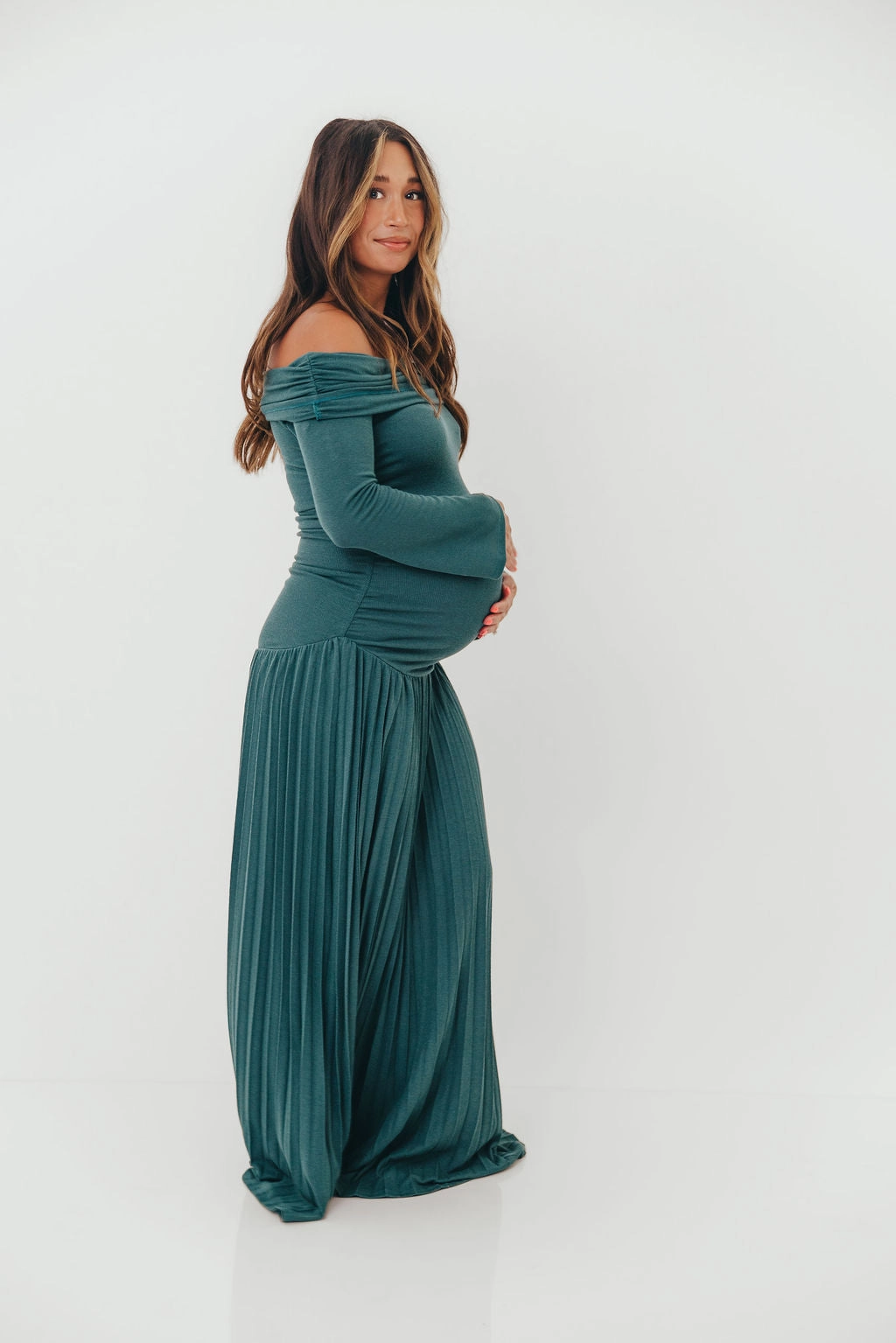 Vibrant fit Lennox Long Sleeve Maxi Dress in Green