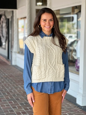 Chunky Cable Knit Sweater Vest in Cream QuickPackFoldableDesign Eco Dye Process