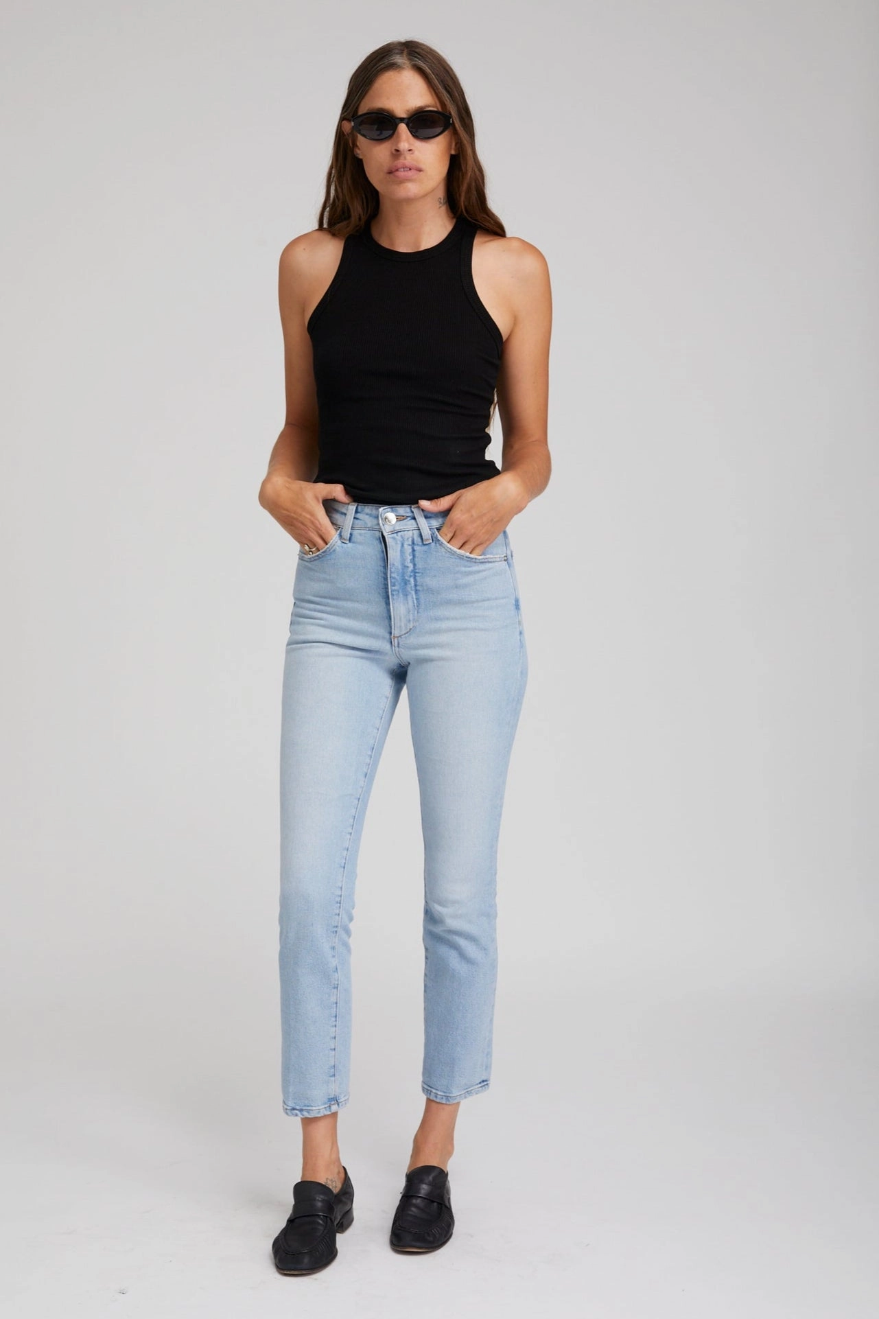 Franoise Cropped Slim Straight Leg Denim Flexible Ribbing Thermal Regulating Fabric