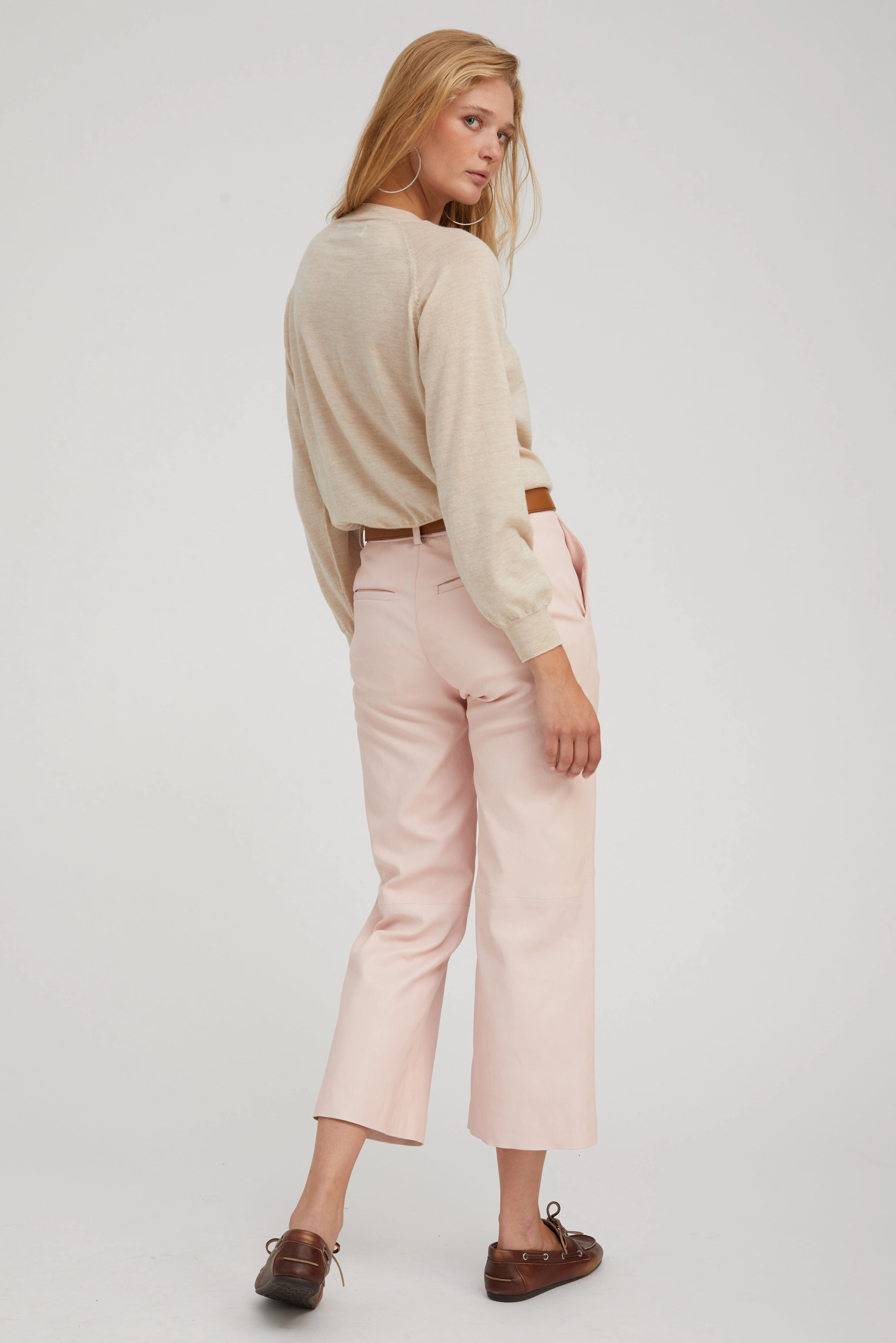 Latte Cashmere Raglan Sweater Gym Wear