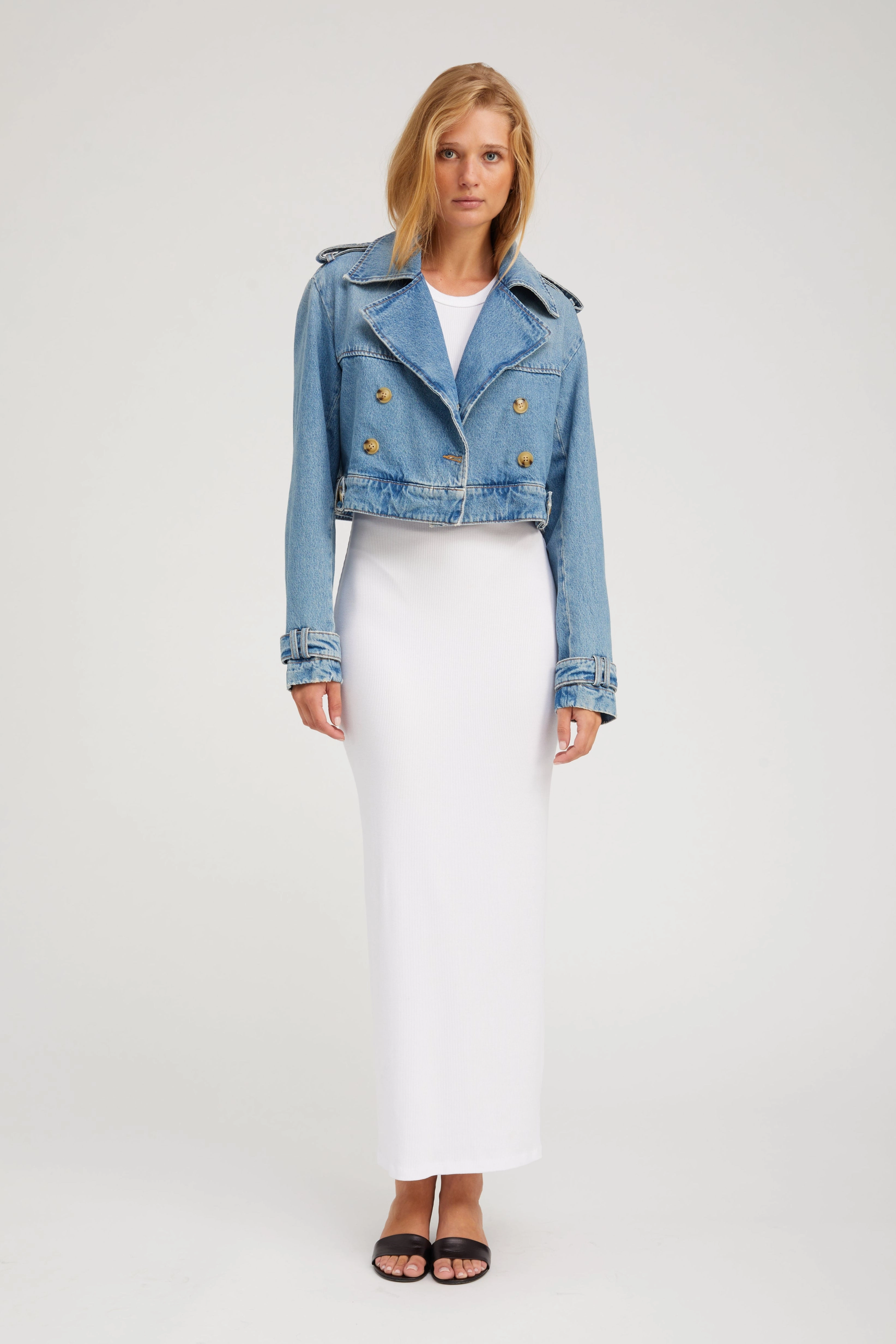 Cozy Hood Detail Paradis Cropped Denim Trench