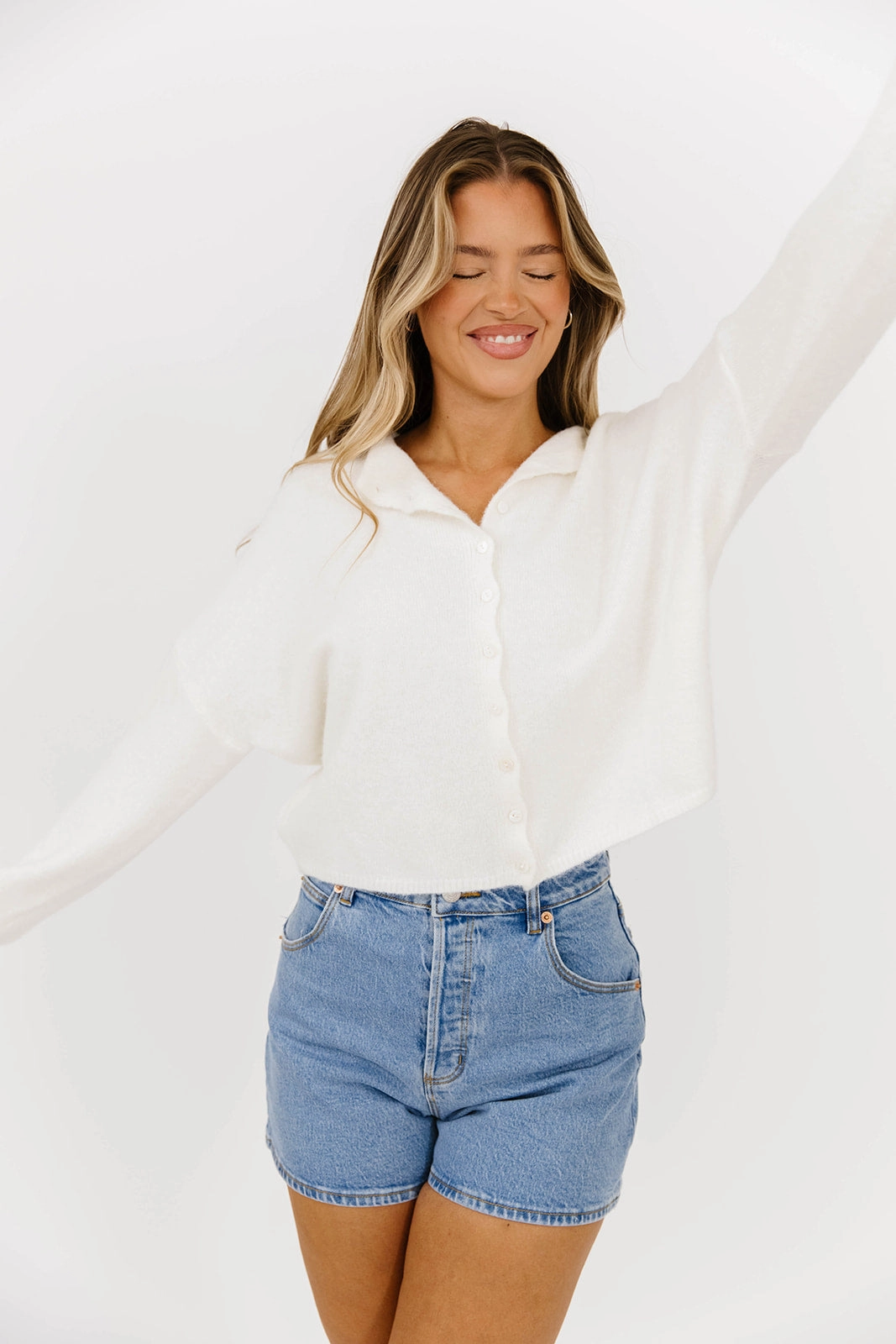 Piper Cardigan in Snow SoftInteriorLining Modern Silhouette