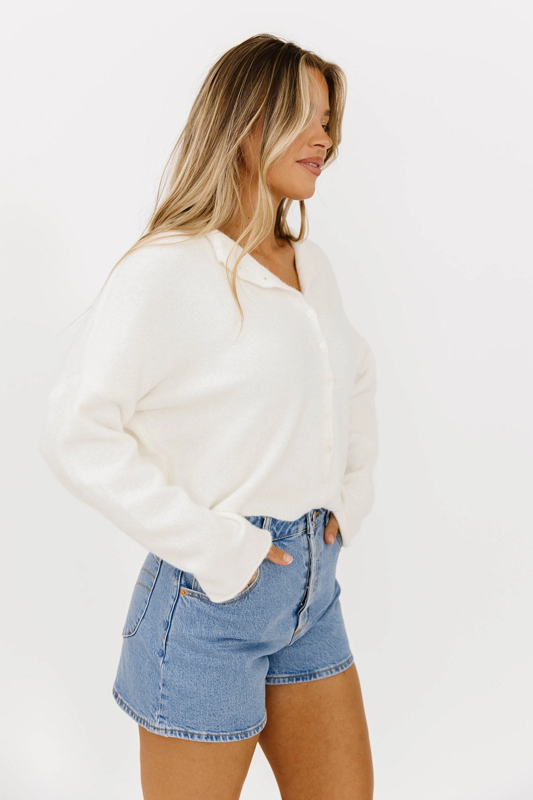Trendy Shirt Laser Cut Edges Piper Cardigan in Snow