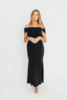 Smart Silhouette Perfect for Layering Monroe Maxi Dress in Black - Bump Friendly *Final-Sale*