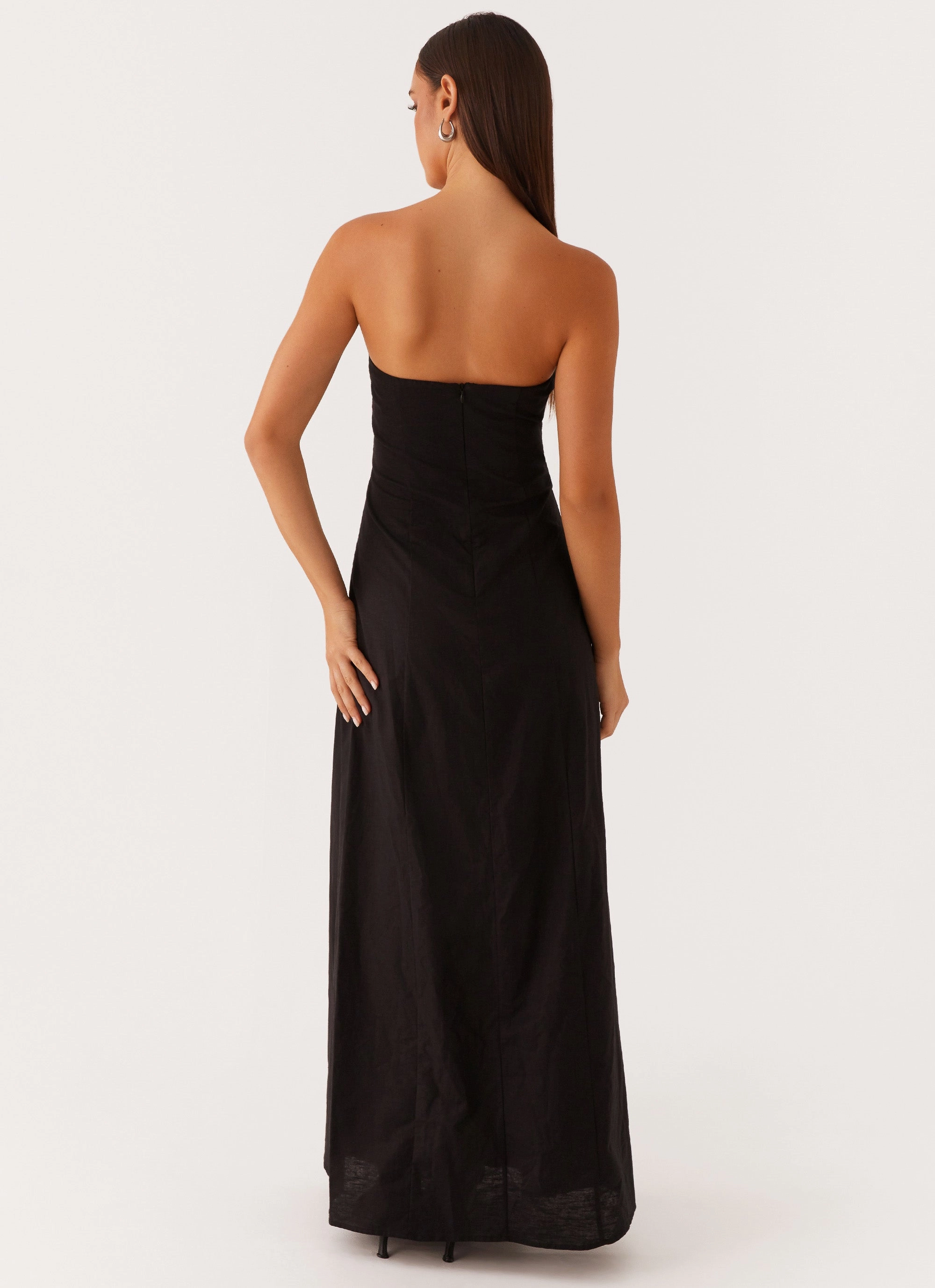 Outfit Boost Chic Mom Tayla Linen Maxi Dress - Black
