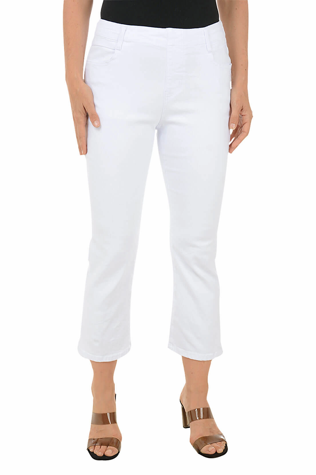 Relaxed Fit Design Breathable Layer White Sparkle Buttons Denim Crop Pant