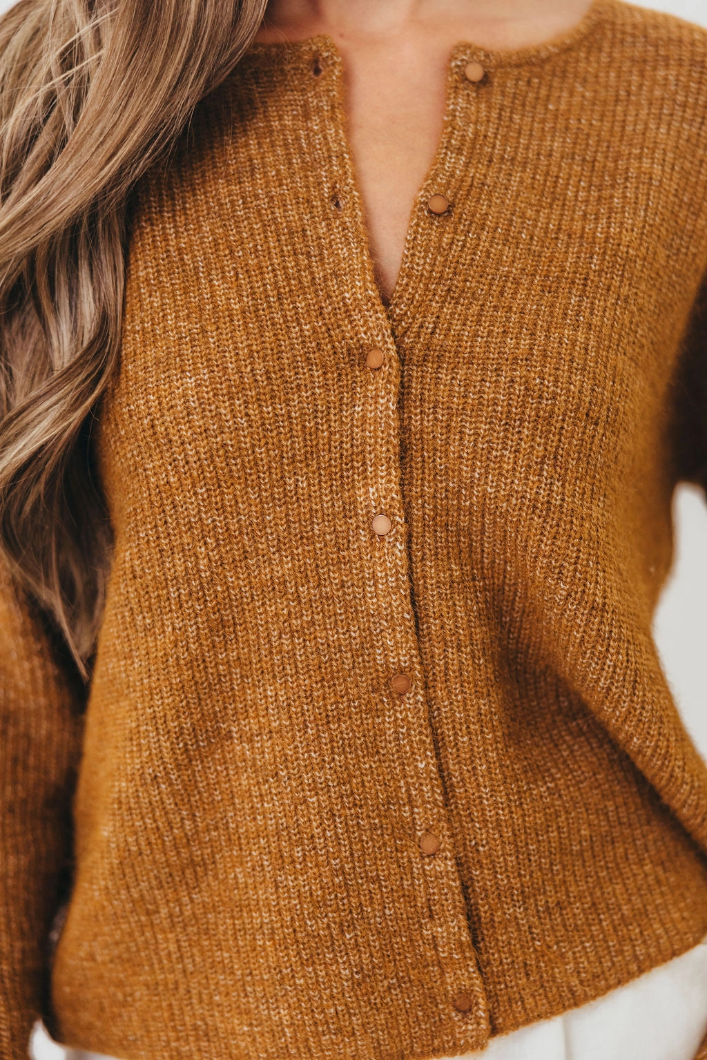 ReflectiveTrimDetails Seamless construction Newport Cardigan in Camel