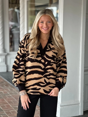Microfiber Blended Fabric Emily Mccarthy Lolli Sweater in Tiger Jacquard