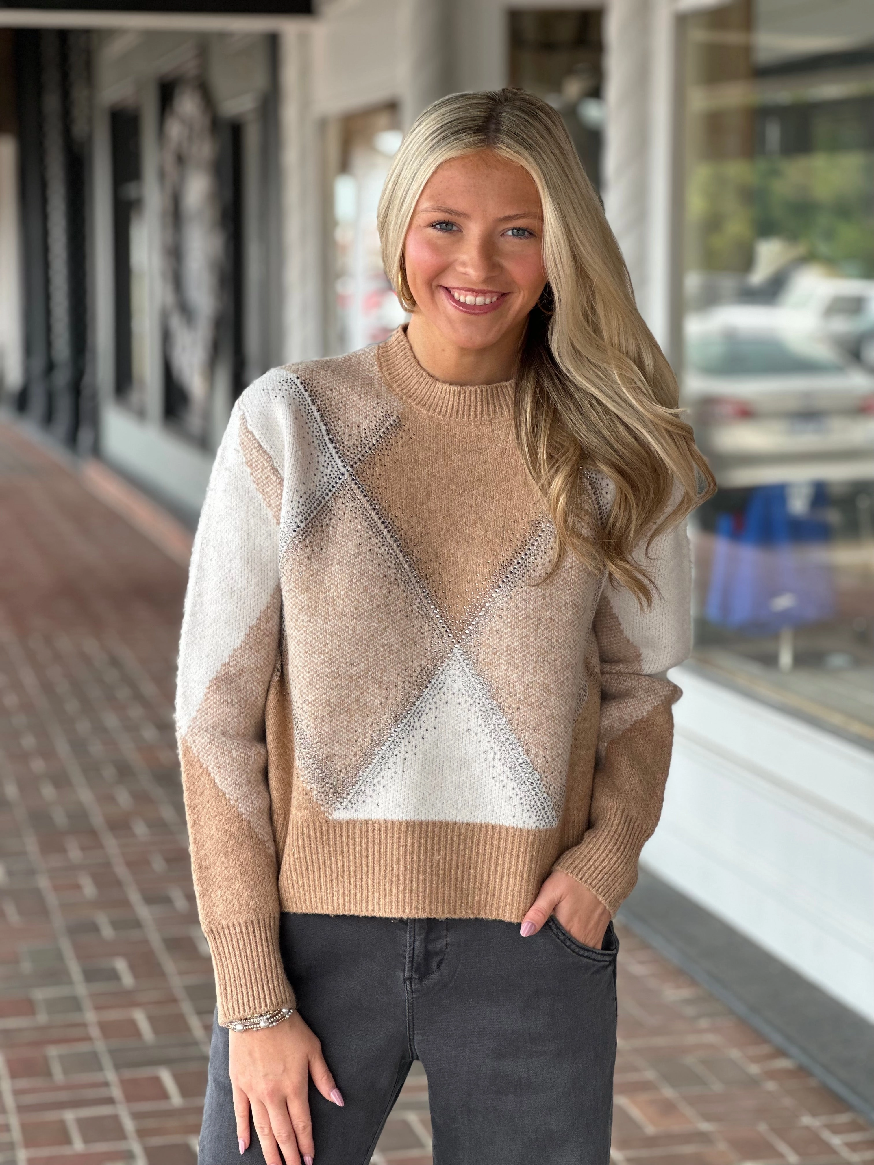 The Carmine Sweater in Mocha LayeredStyling RecycledPolyesterBlend