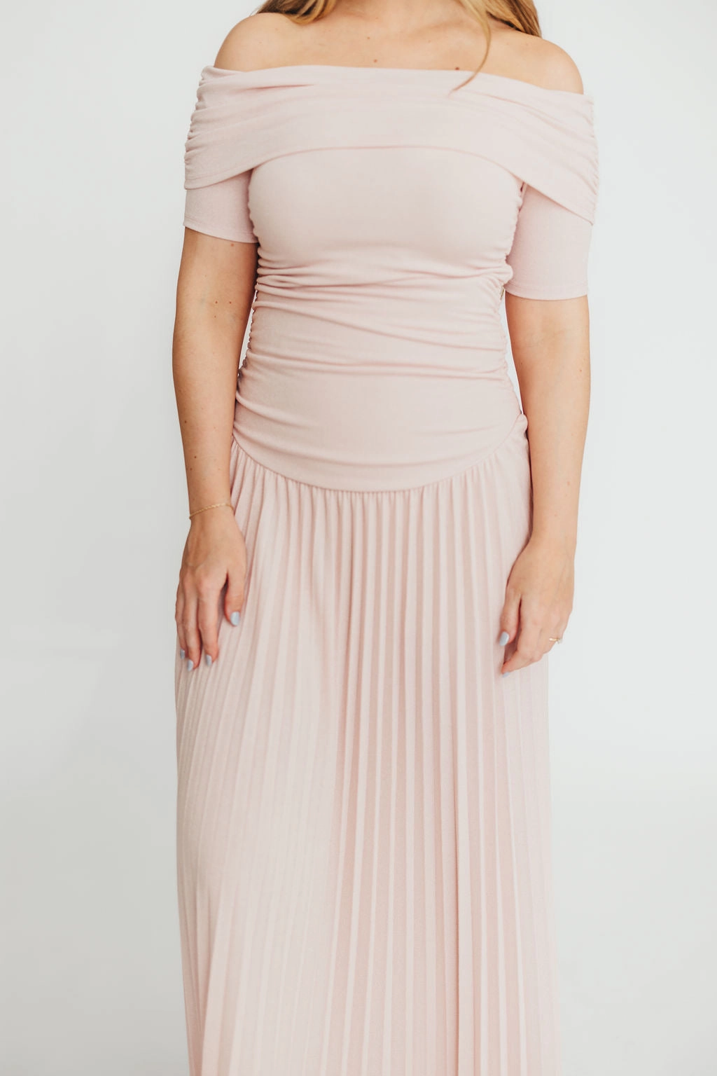 Sleek Vibe Polished Appearance The Lennox Maxi Dress in Dusty Pink