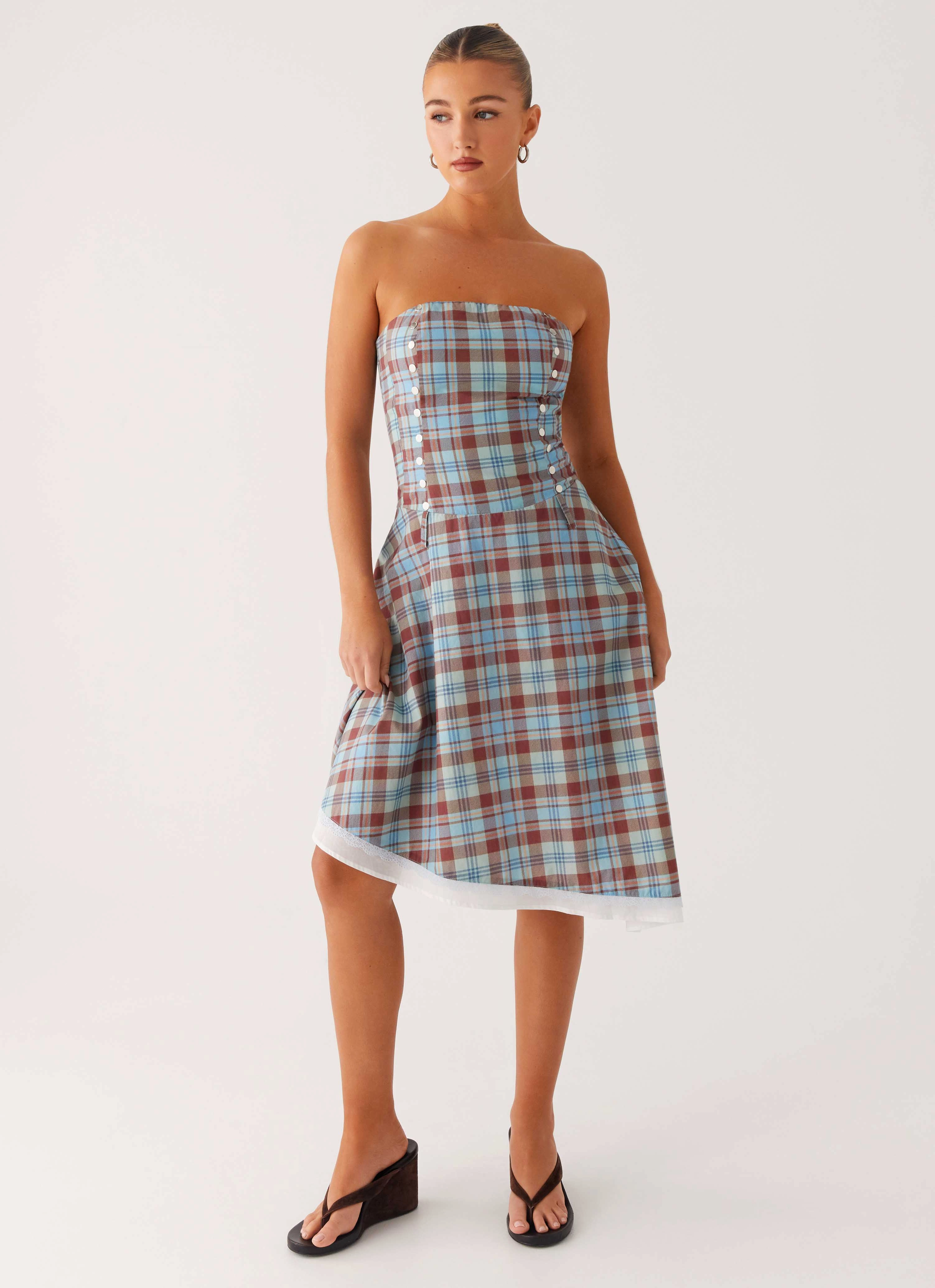 Chic Waist Light Aesthetic Tonie Strapless Midi Dress - Shoreline Check