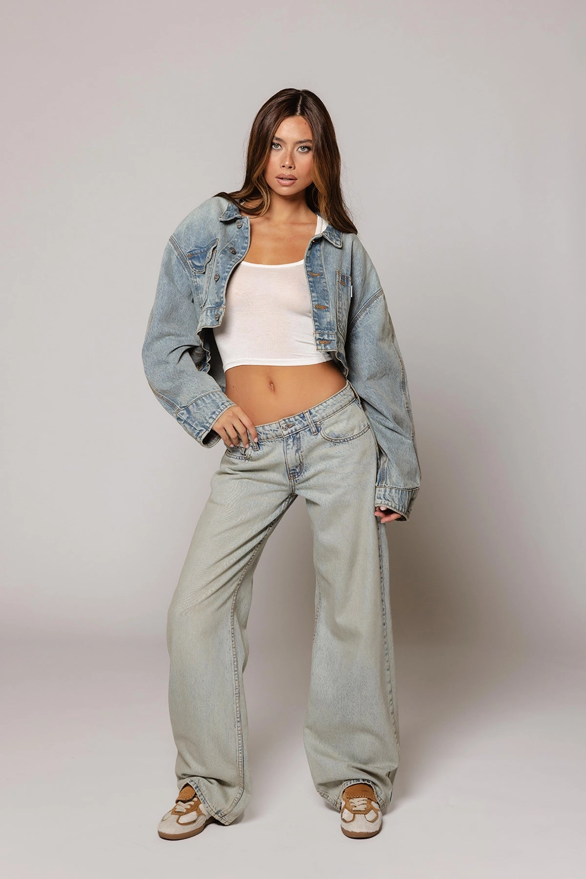 TLC / GLACIER Essential Wear Neutral Look