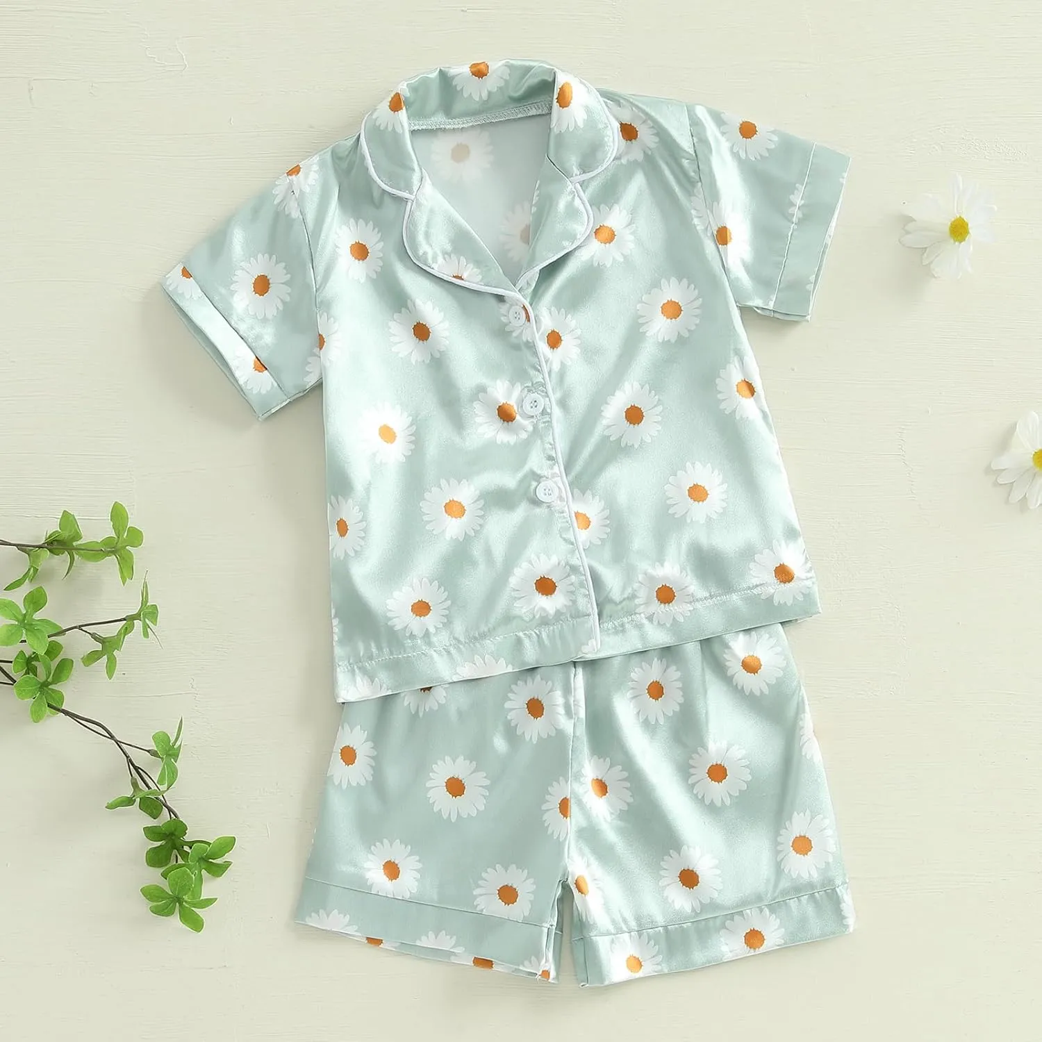 Toddler Baby Girl Silk Pajamas Set Daisy Floral Short Sleeve Button Down Shirt Shorts Summer Satin Sleepwear Cute Pjs