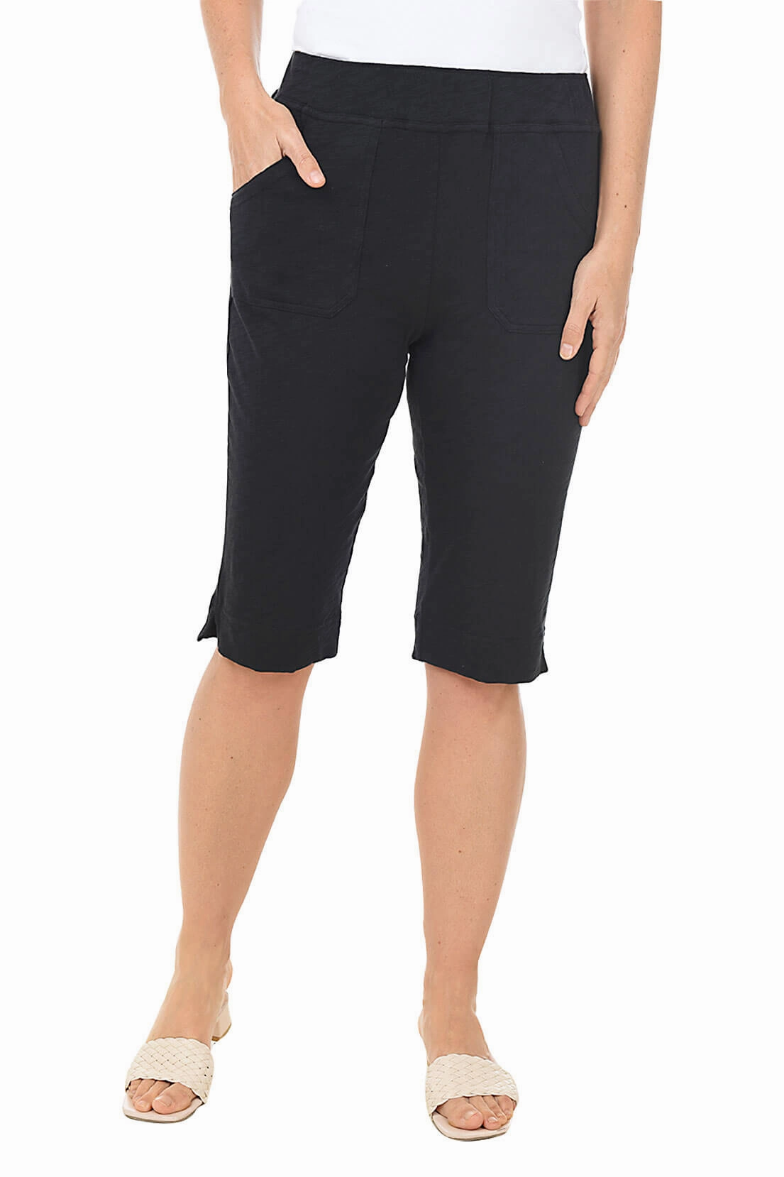 Fashion Fit Pull-On Slub-Knit Clamdigger Pant