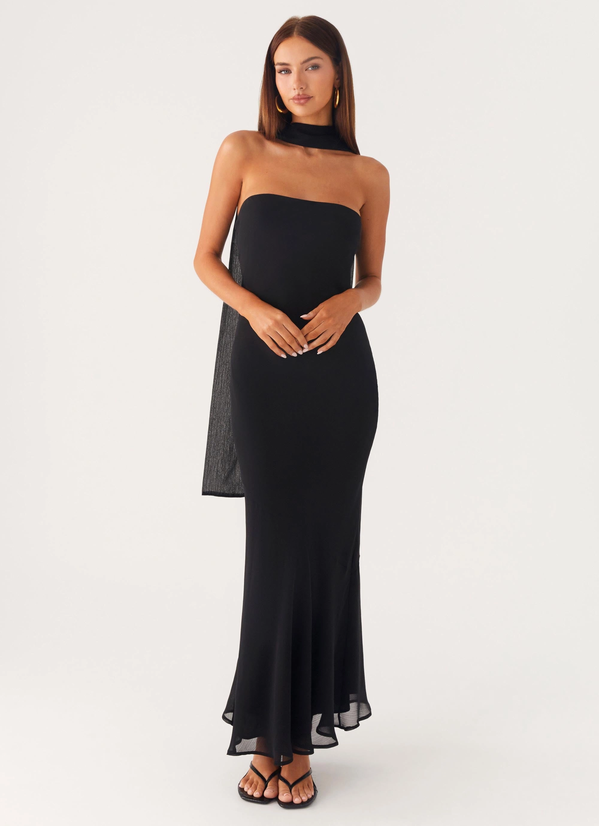 Sunset Scene Polished Design Under the Pagoda Maxi Dress - Black