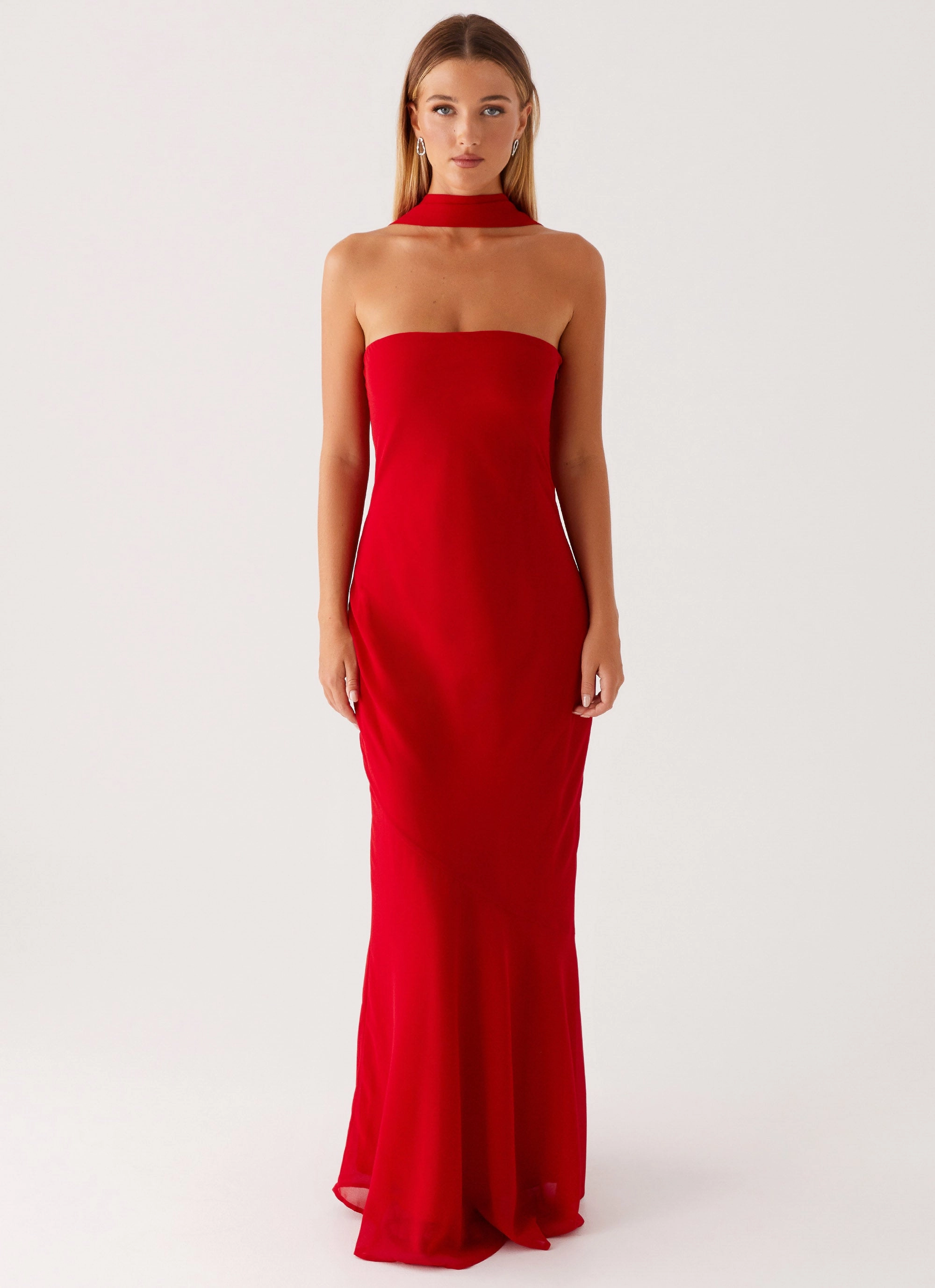Sleek Feel Under The Pagoda Maxi Dress - Red