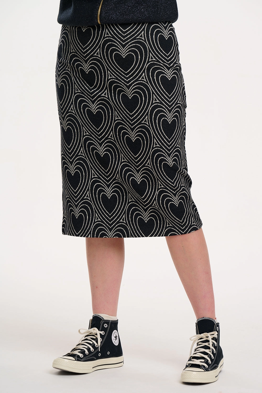 Faith Jersey Jacquard Midi Skirt in Black/Off-White Heart Explosion Refined Mood Easy Outfit