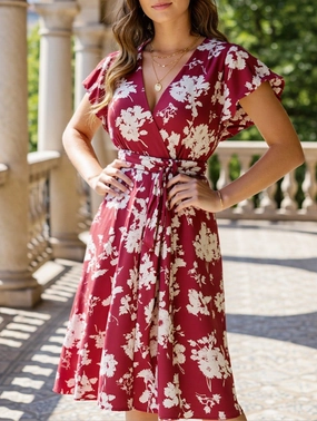 V-Neck Belted Oversized Red Dress ??Plus Size Statement Piece Sweetheart-Neck Soft Colorway