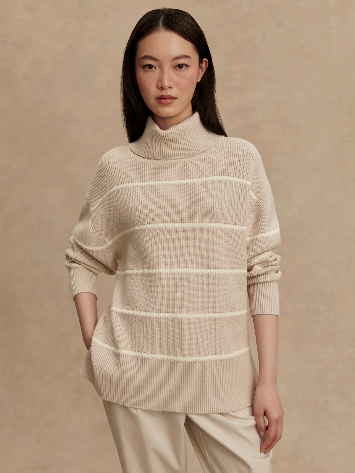 NonIrritating Seams Varley Hamish Stitch Knit Sweater in Silver Birch