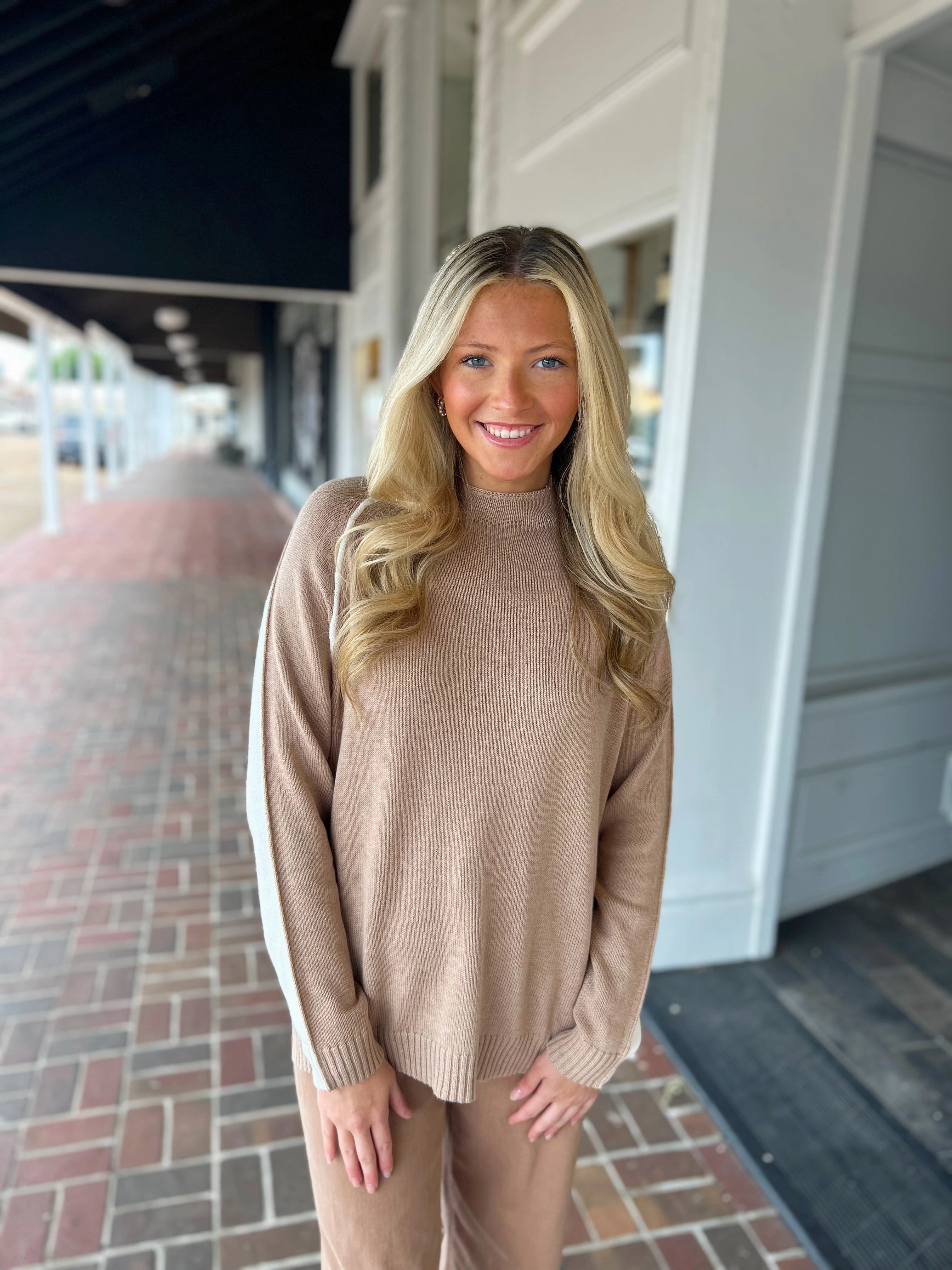 Color Block Funnel Neck Hoodie Lightweight insulation