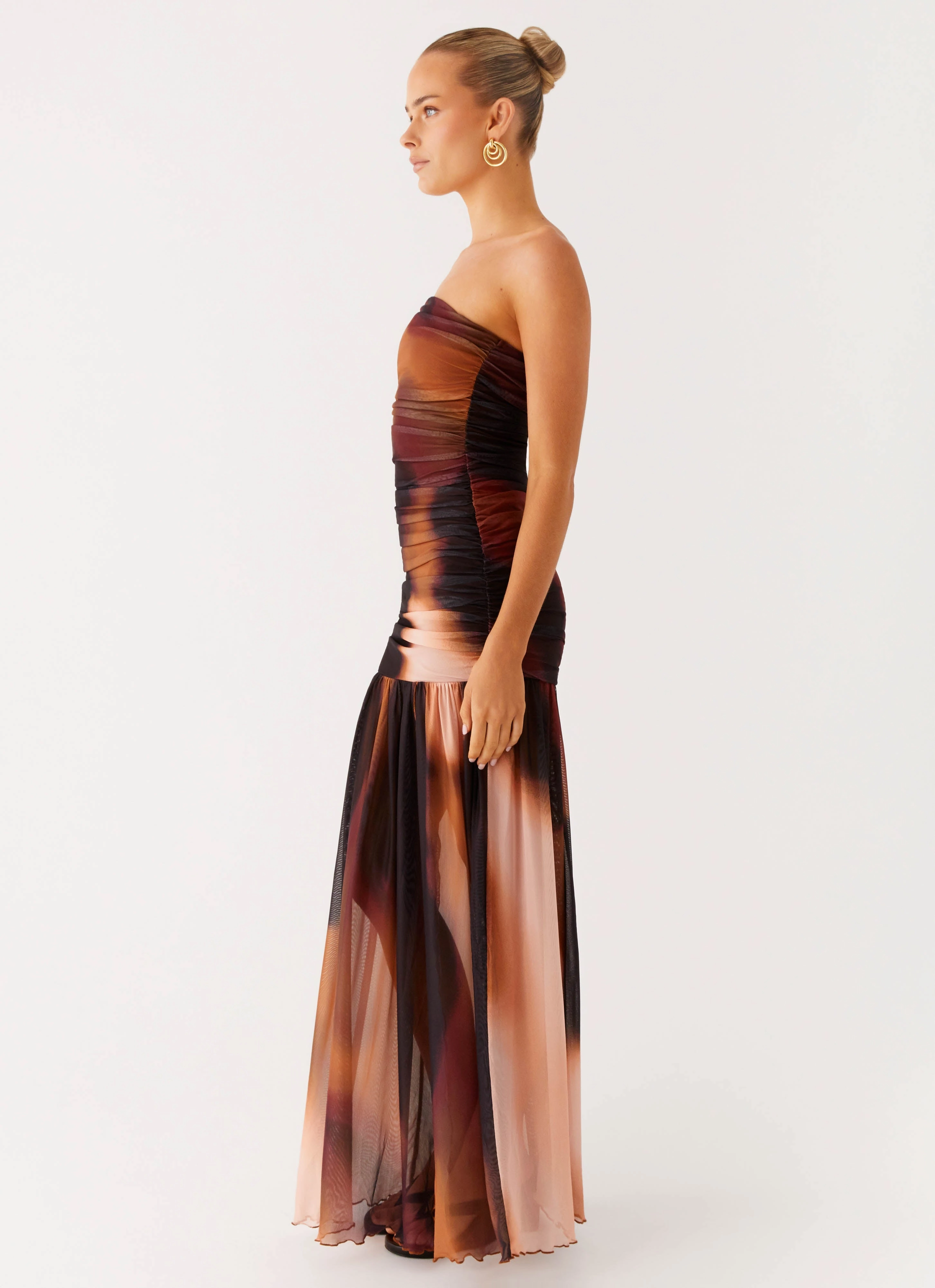 Savaya Maxi Dress - Black Gradient Relaxed Waist