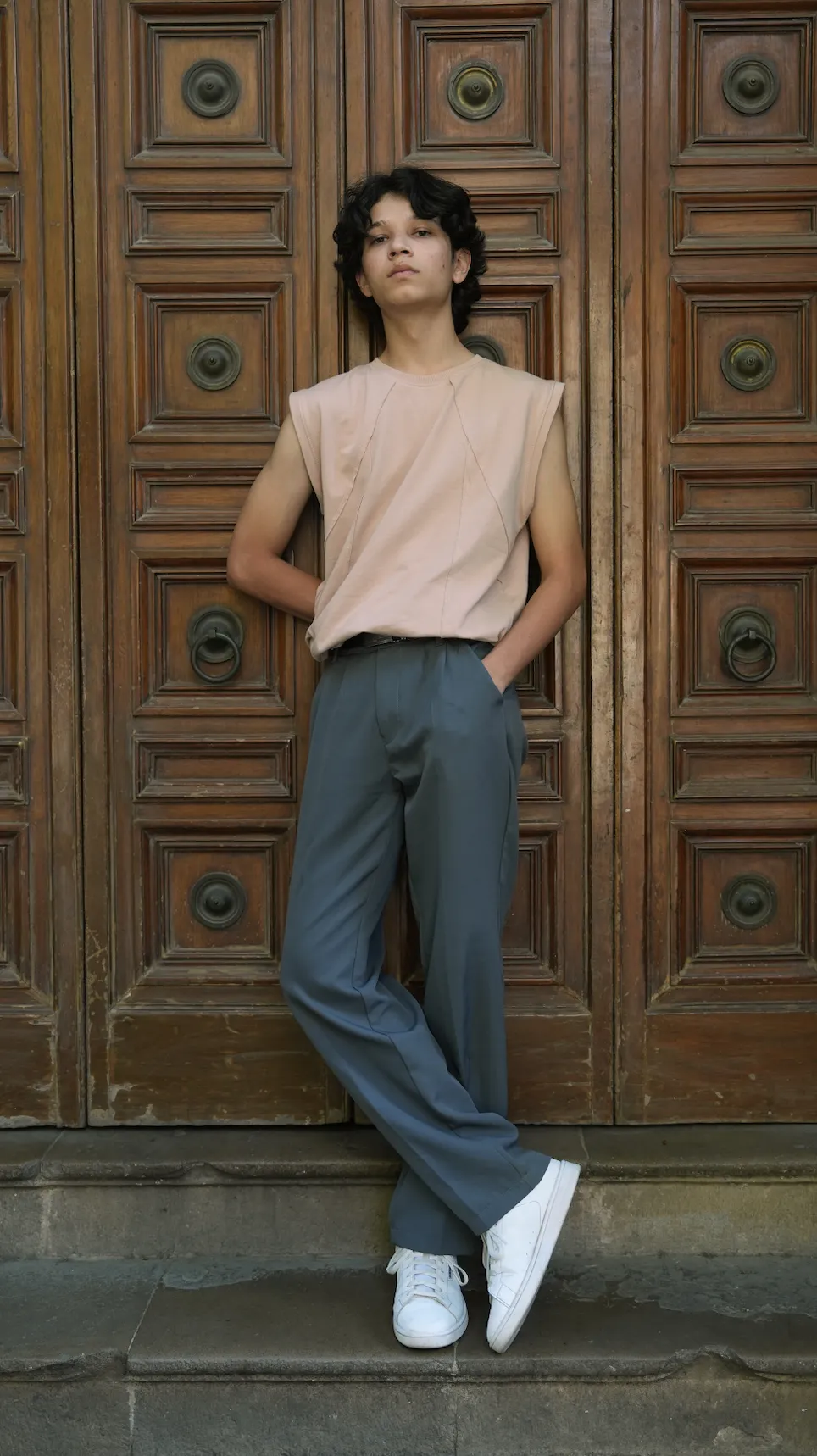 Vest in peach