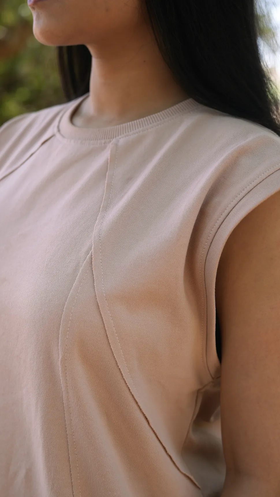 Vest in peach