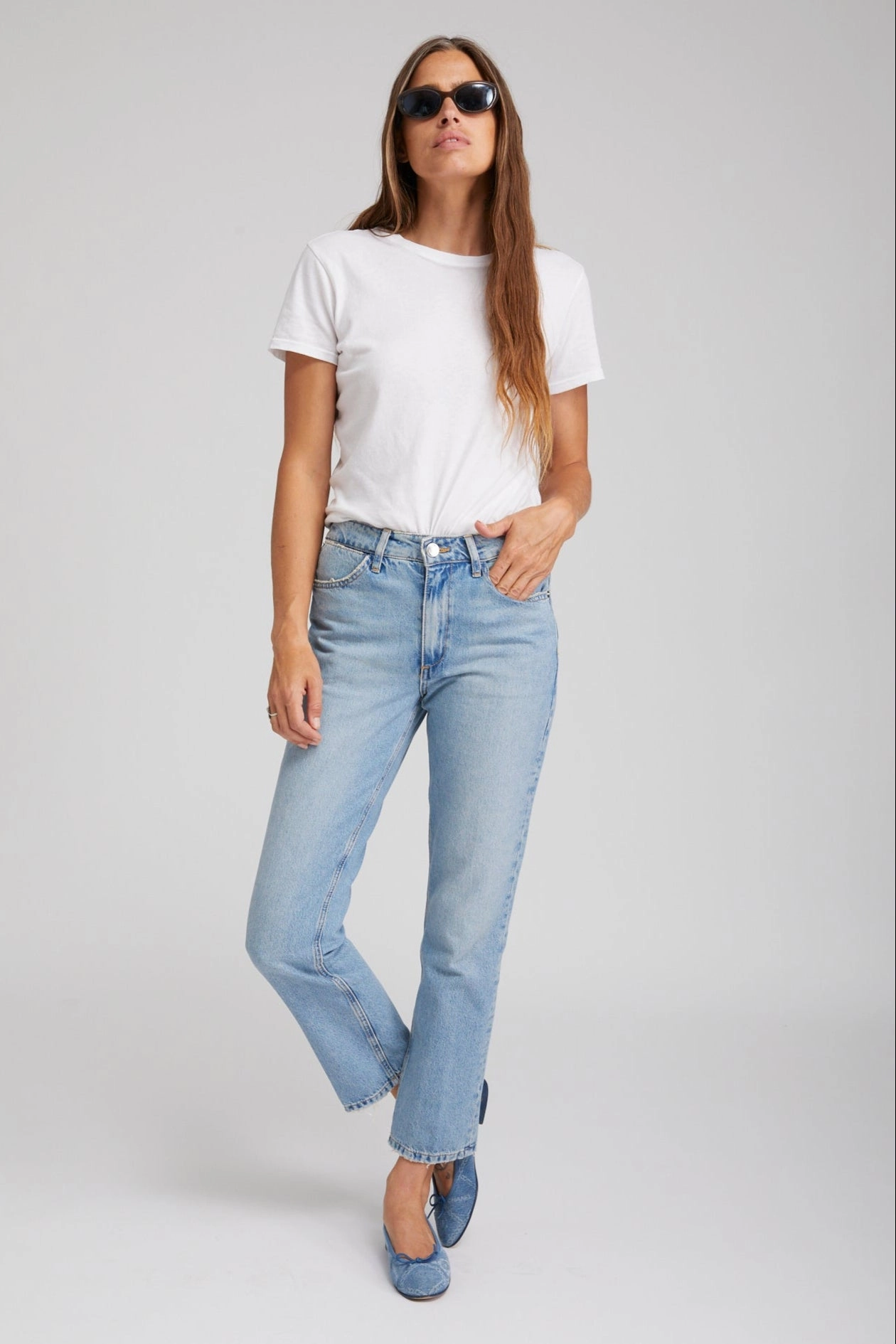 Victoria Slim Straight Denim FlexibleCollar Compact TravelFriendly Design
